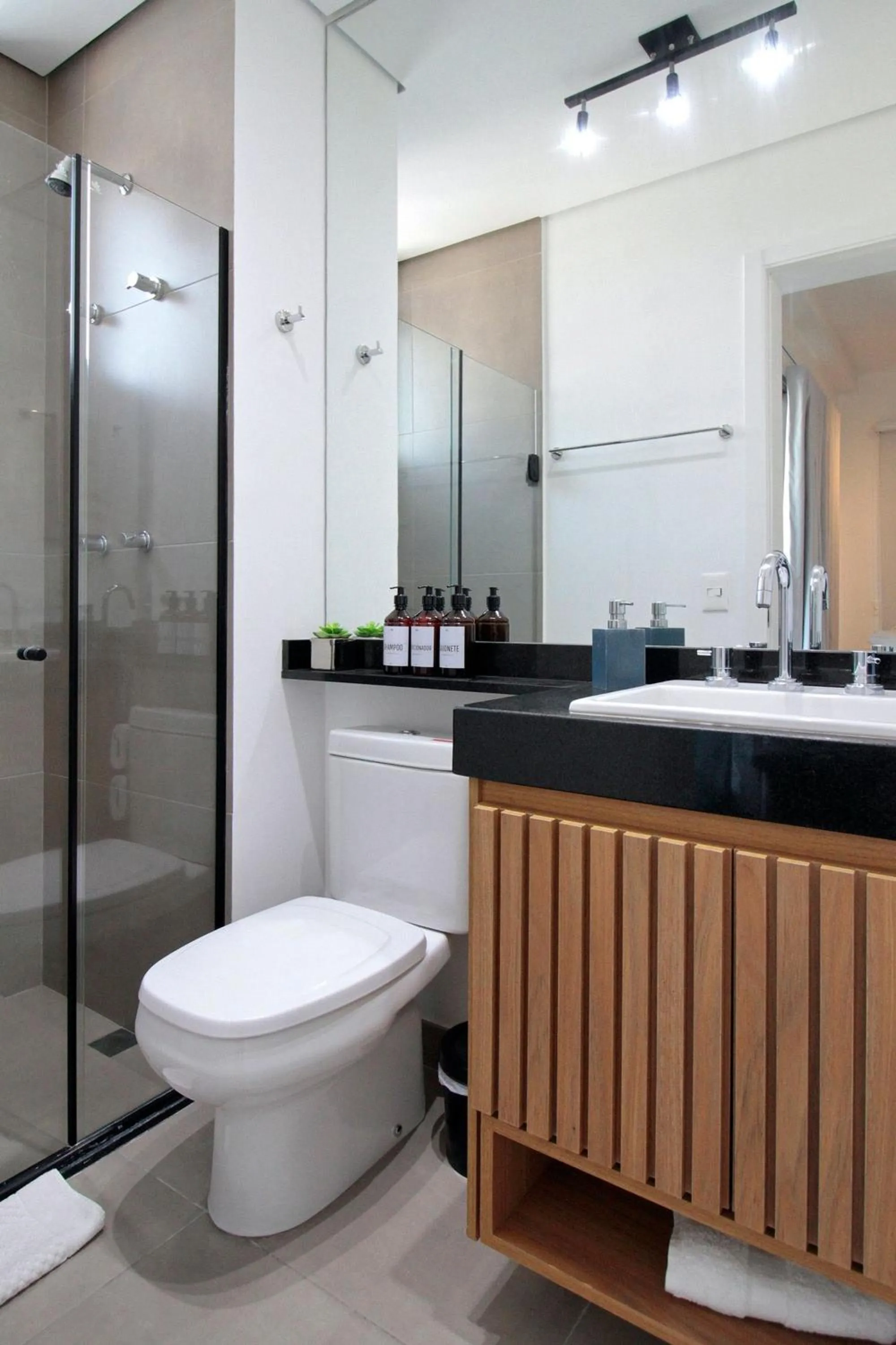 Bathroom in VN Alvorada