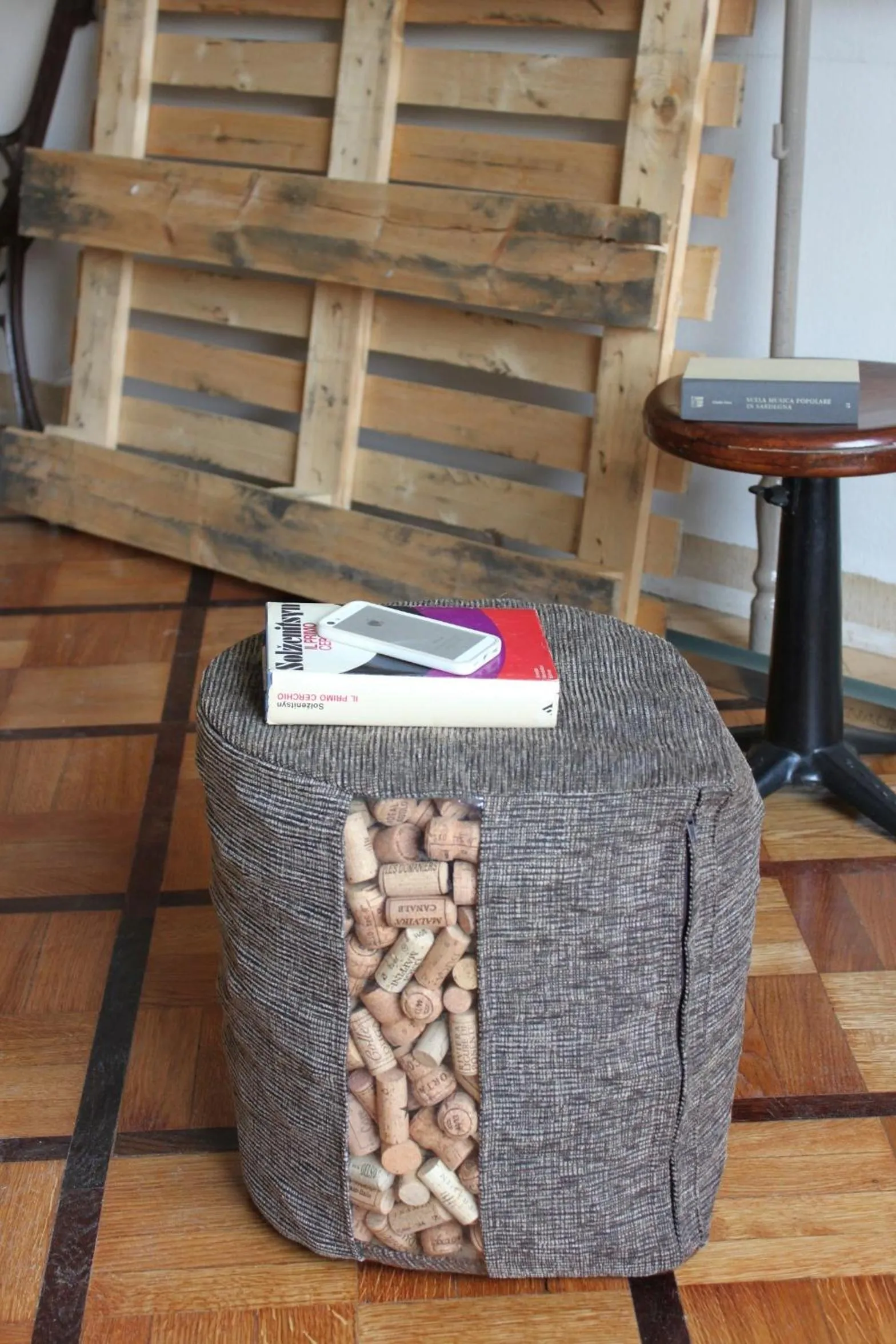 Decorative detail in Bed+Art Milano Centrale