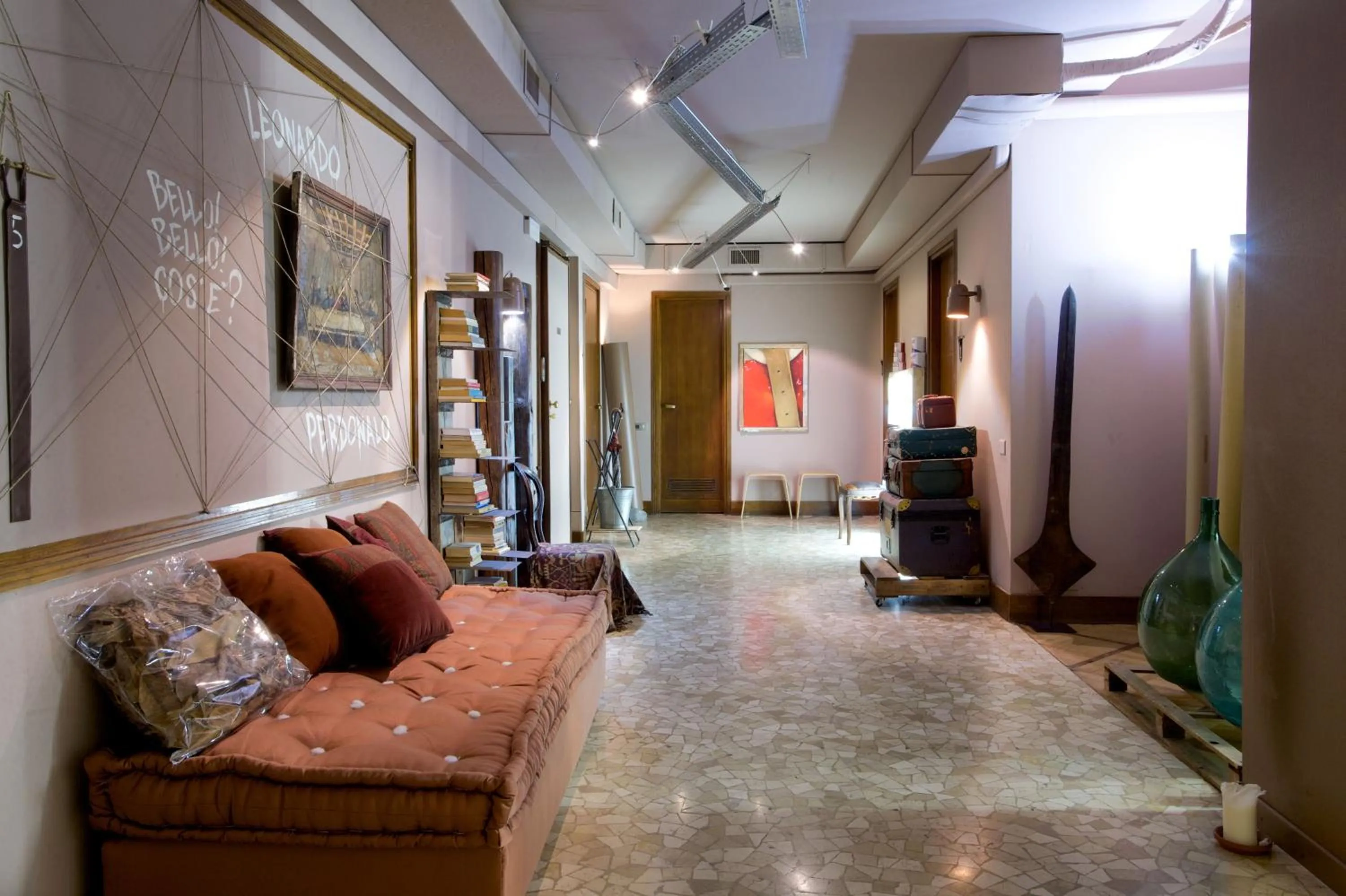 Property building in Bed+Art Milano Centrale