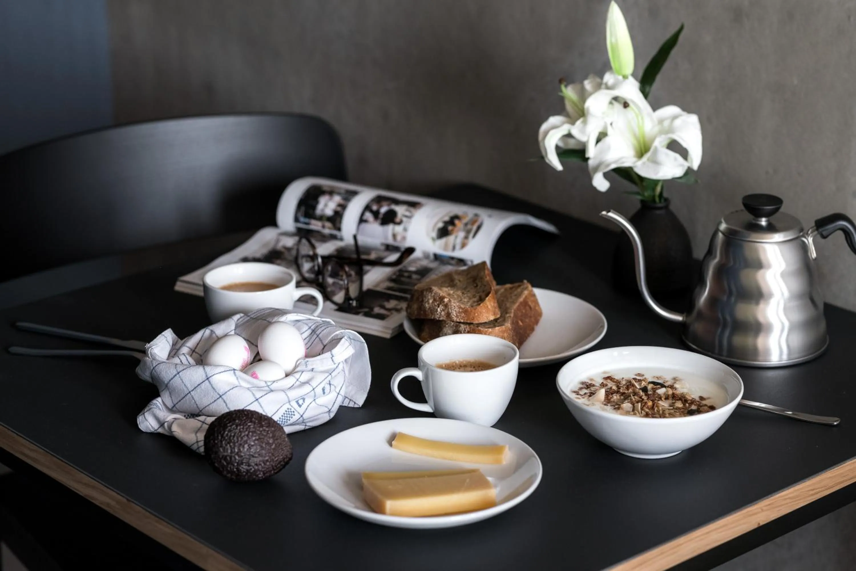 Food in Daniel&Jacob's urban studios and boutique apartments