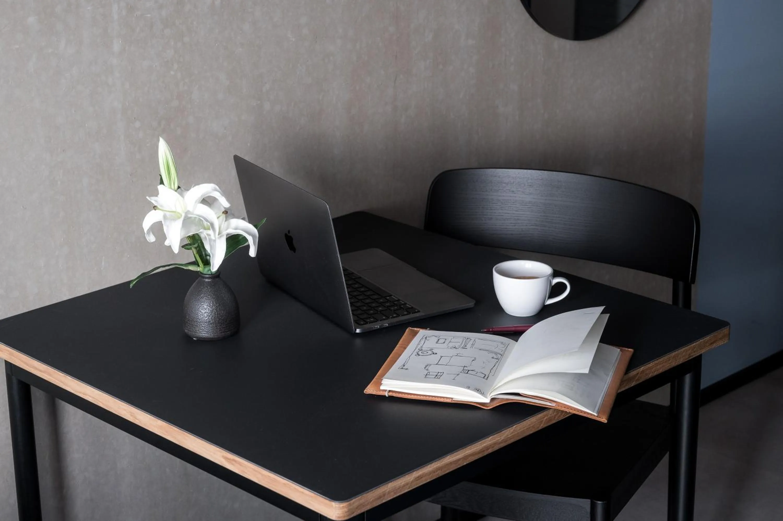 Seating area in Daniel&Jacob's urban studios and boutique apartments