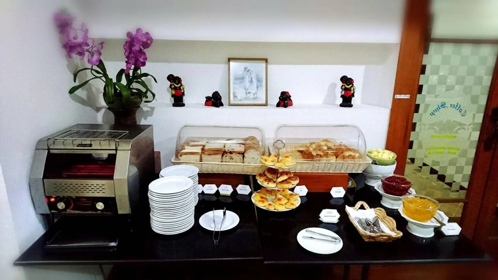 Food and drinks in The Grand Sathorn