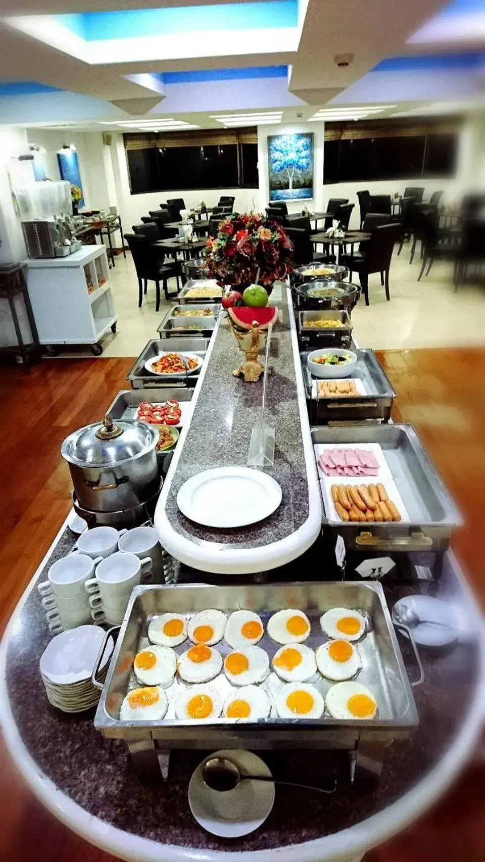 Food and drinks in The Grand Sathorn Food and drinks in The Grand Sathorn