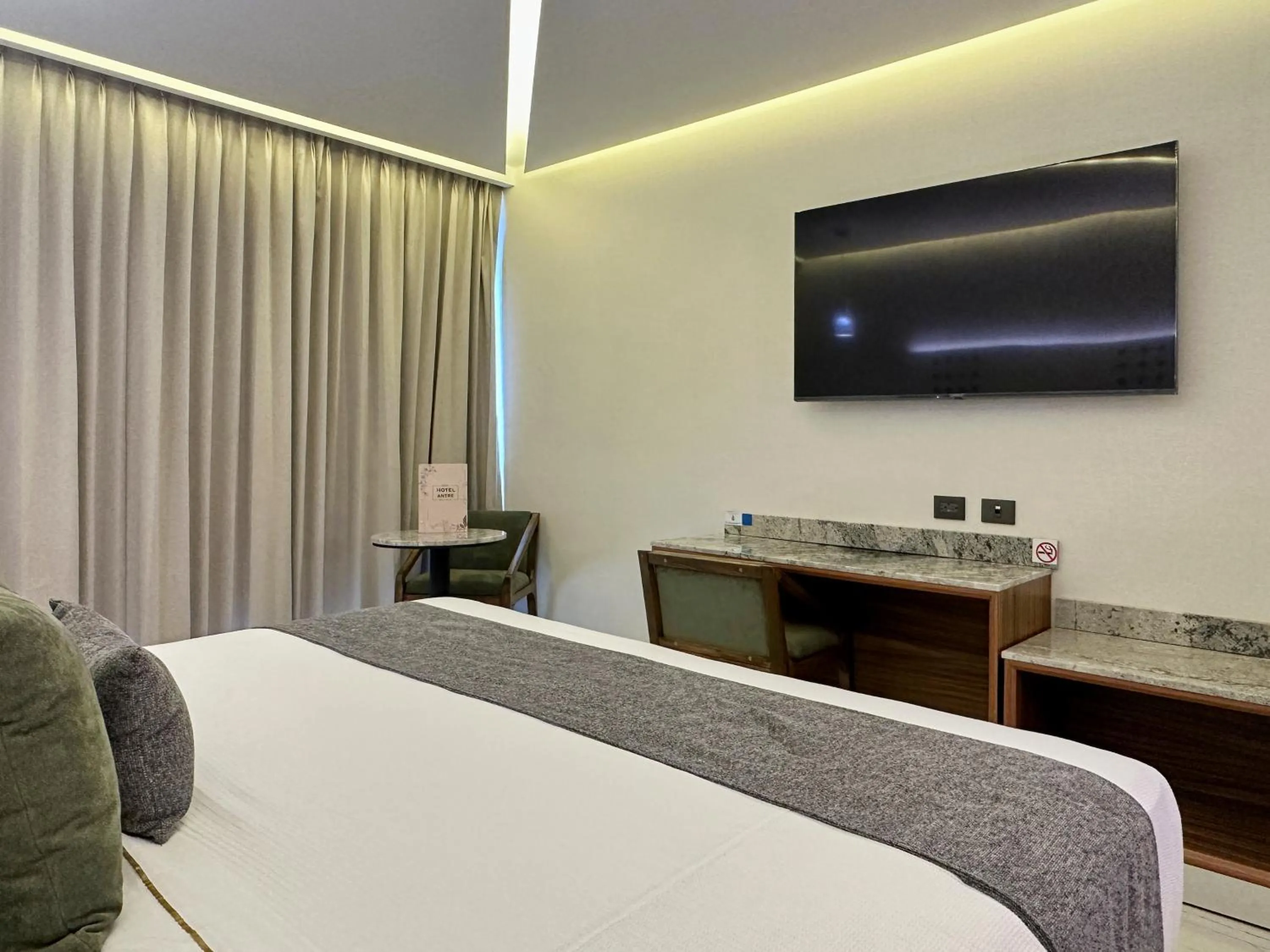 TV and multimedia, Bed in Hotel Antré Chapultepec