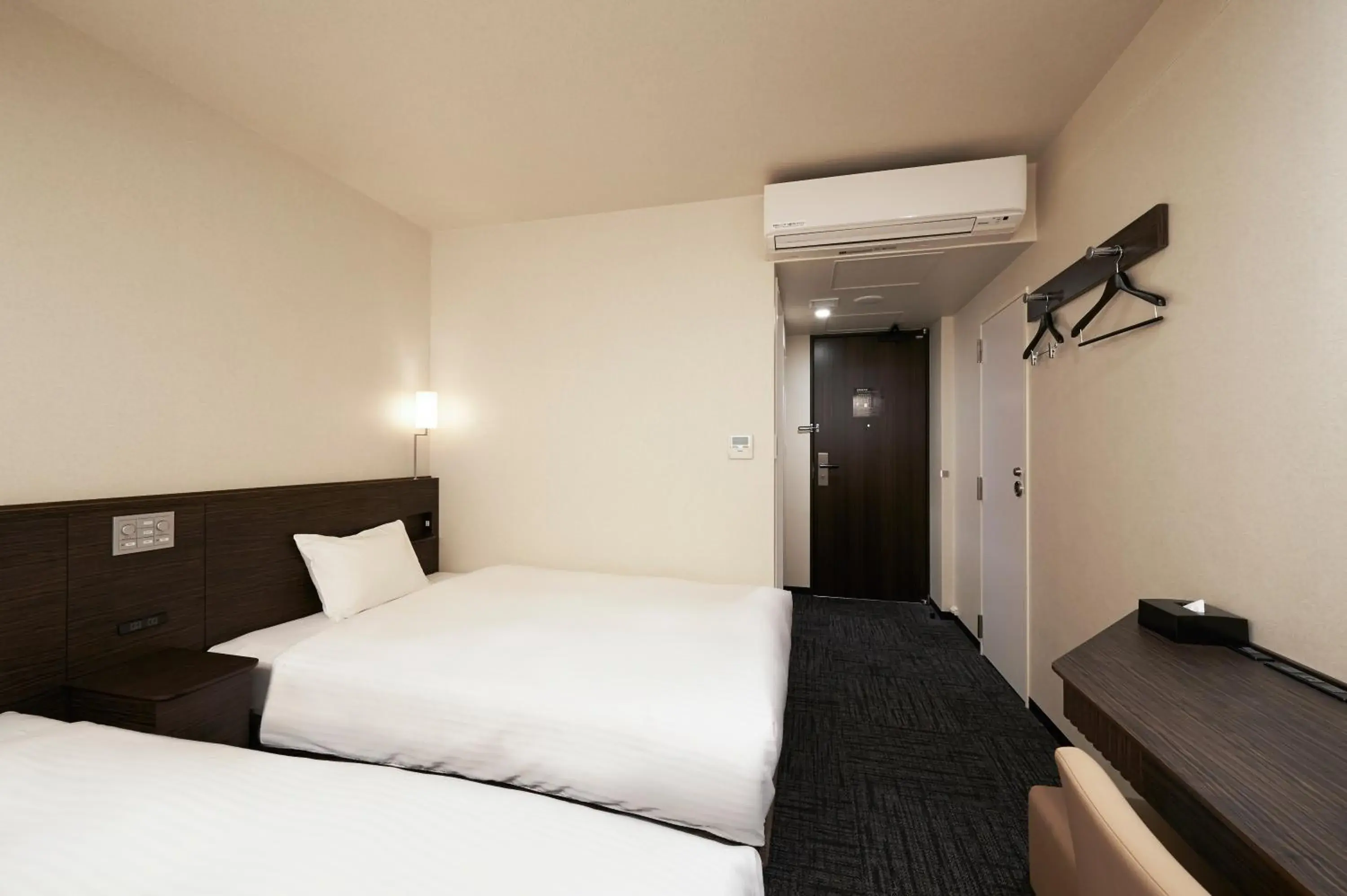 Twin Room - Smoking in Sotetsu Fresa Inn Ochanomizu Jimbocho Twin Room - Smoking in Sotetsu Fresa Inn Ochanomizu Jimbocho