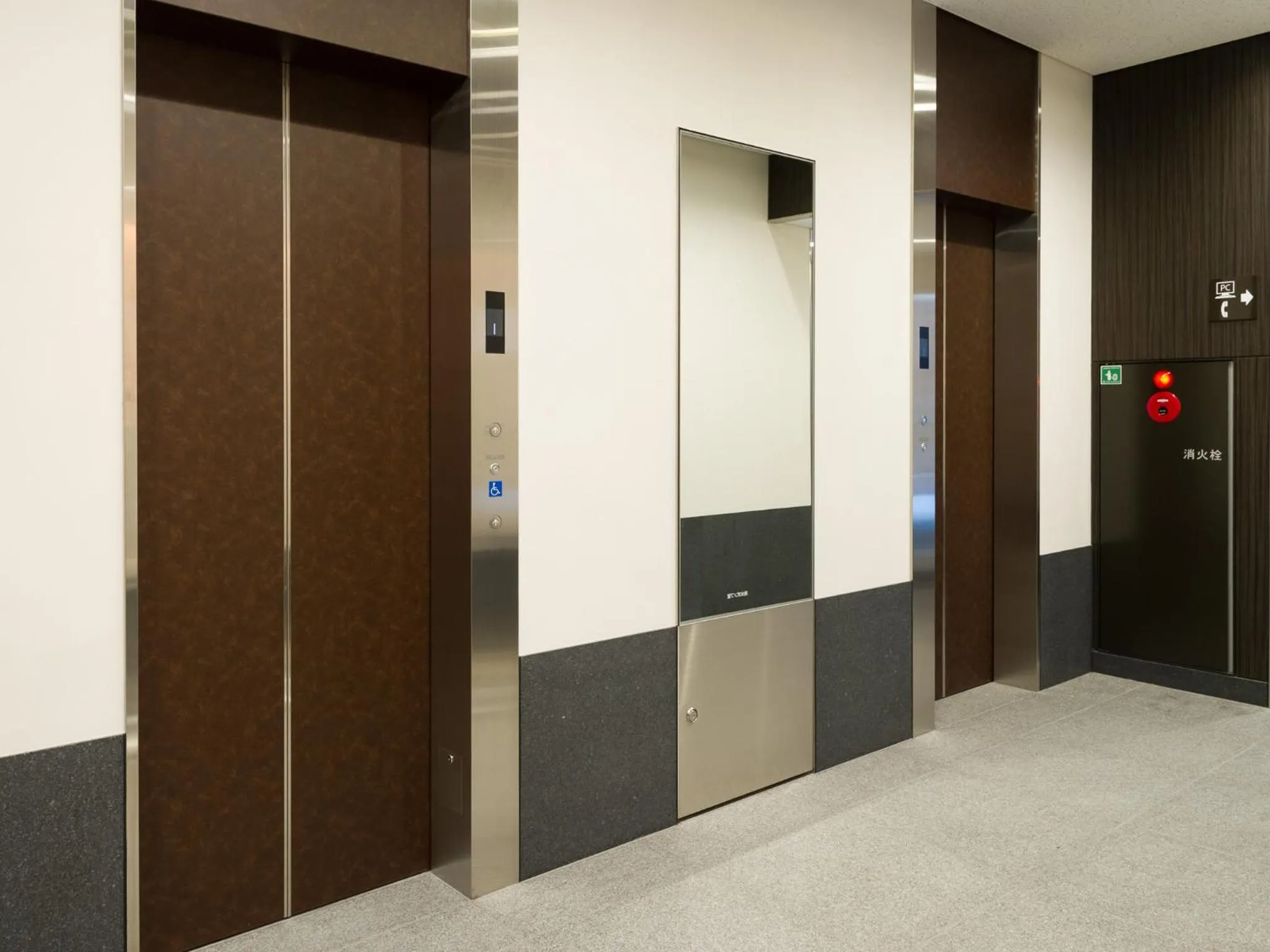 Area and facilities in Sotetsu Fresa Inn Ochanomizu Jimbocho