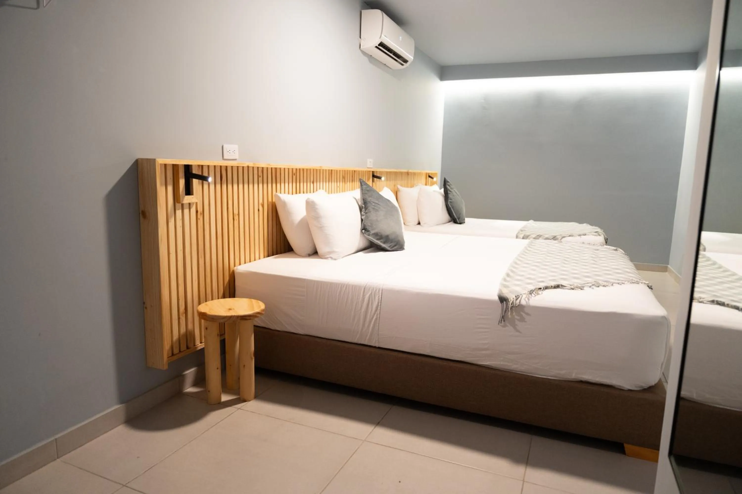 Photo of the whole room, Bed in Leviu by Bernalo Hotels