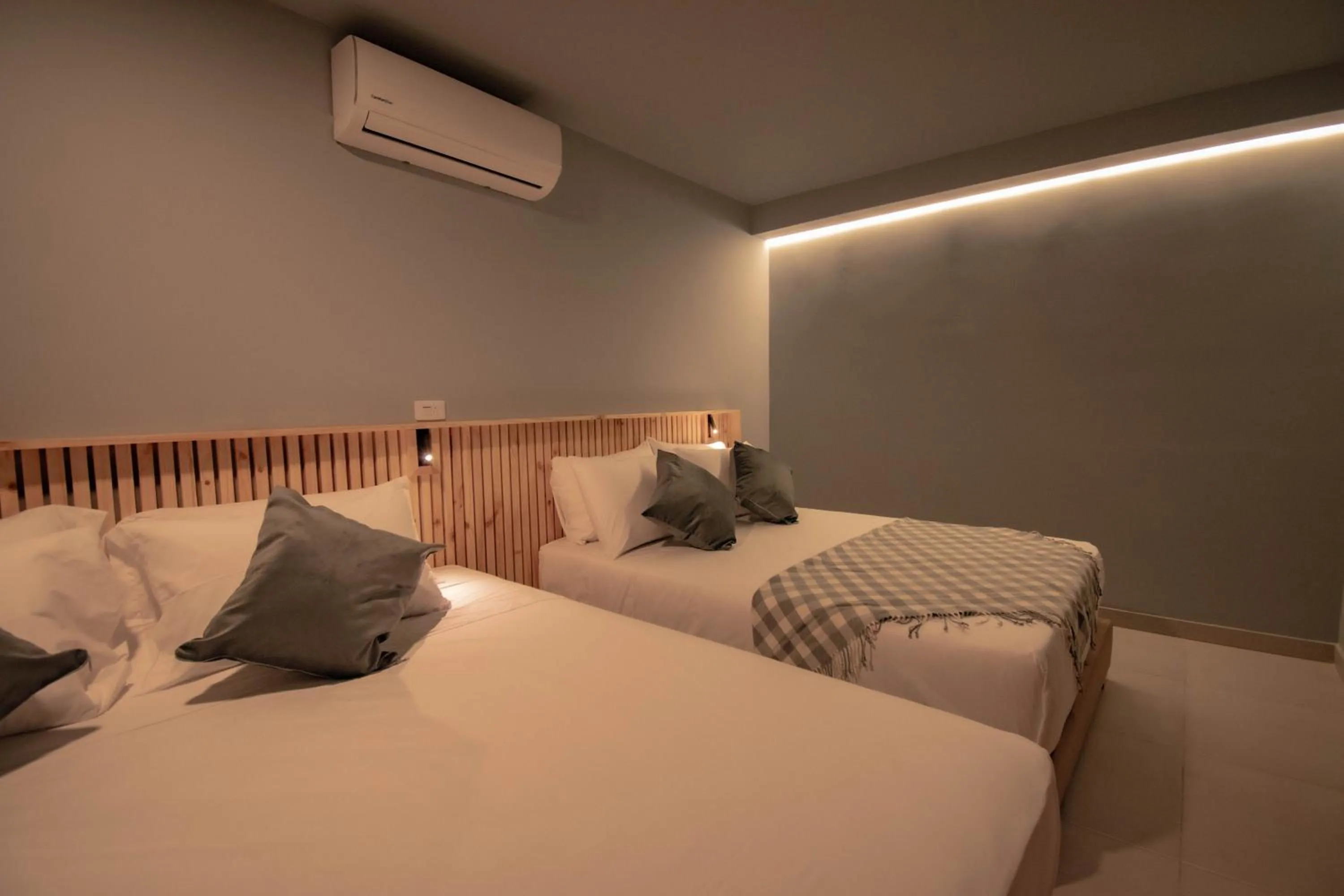 Photo of the whole room, Bed in Leviu by Bernalo Hotels