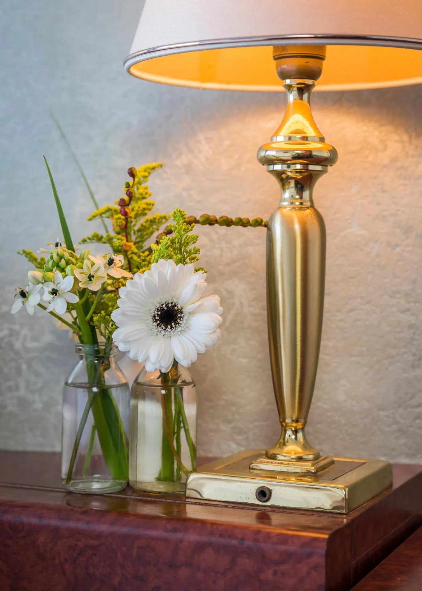 Decorative detail in Prominent Inn Hotel