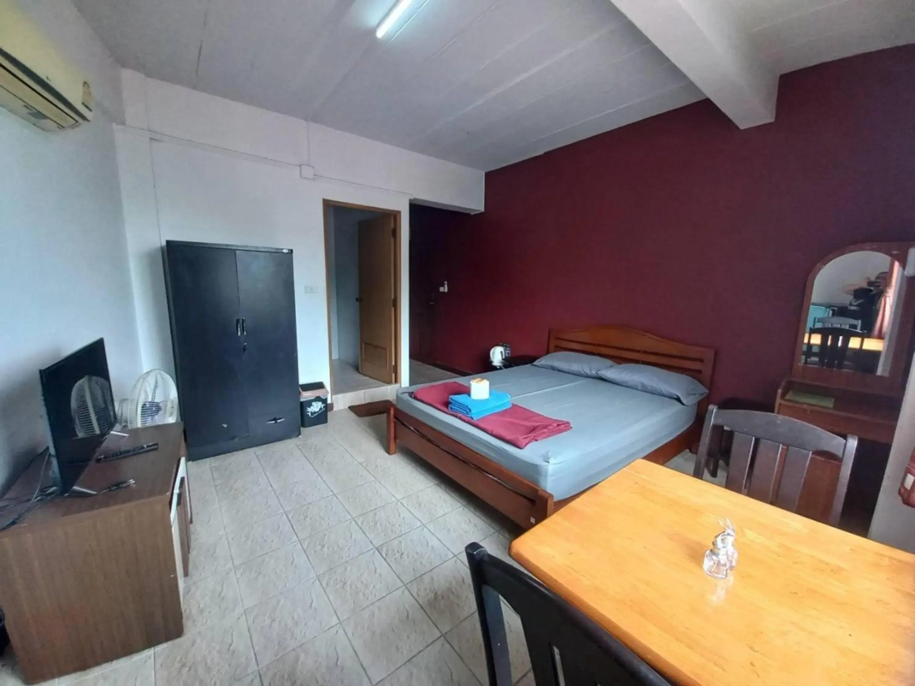 Bedroom, Bed in OYO 75474 Funkey Fulung Andy & Tan Guest House Bedroom, Bed in OYO 75474 Funkey Fulung Andy & Tan Guest House