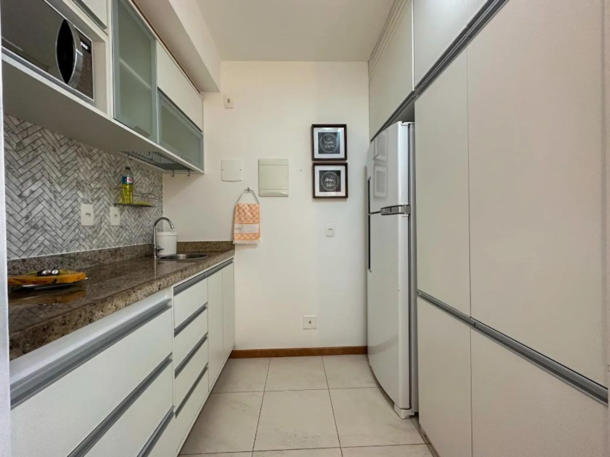 Kitchen or kitchenette in Flat Família Saint Moritz Brasília Hotel