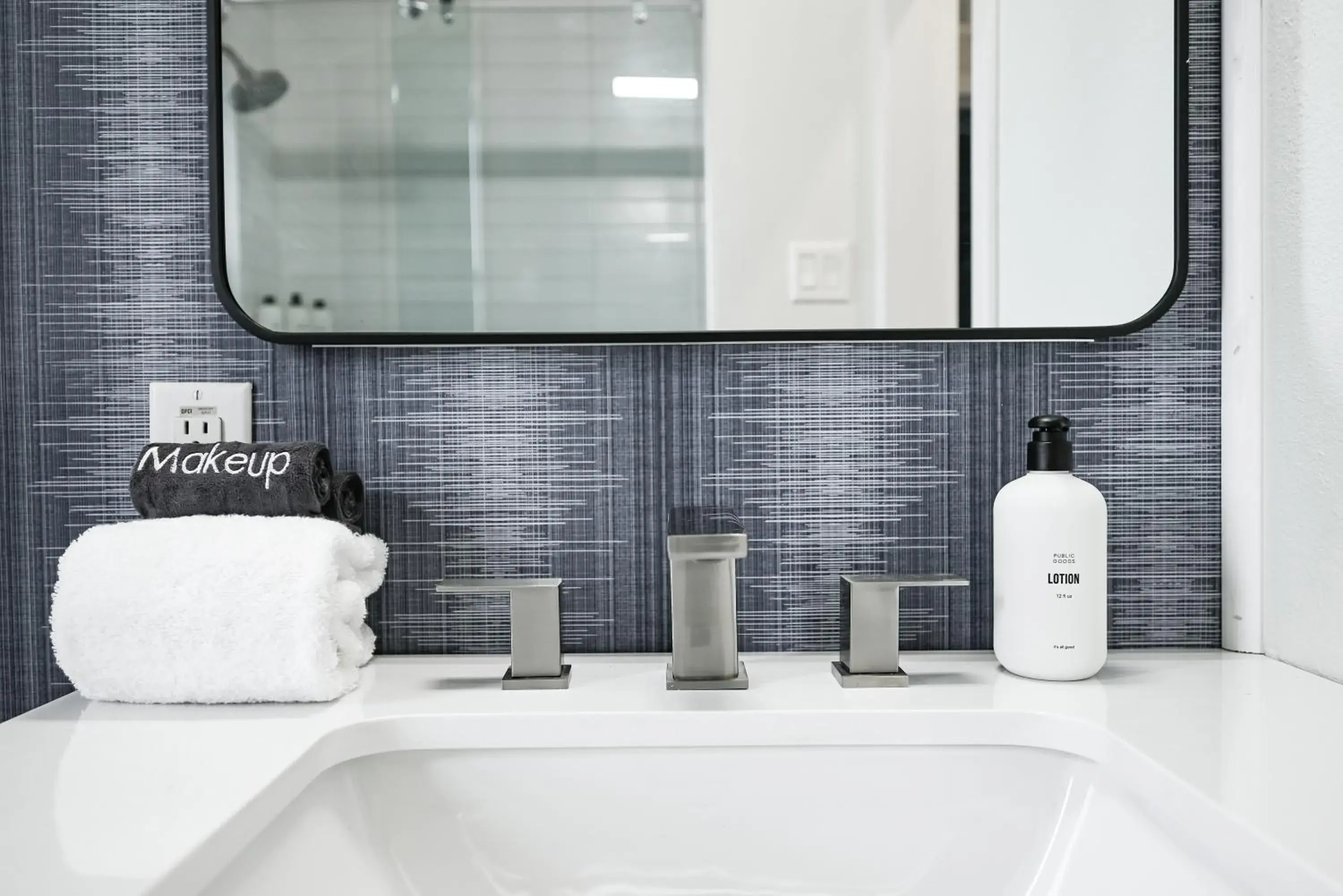 Bathroom in Melrose River Club Resort Bathroom in Melrose River Club Resort