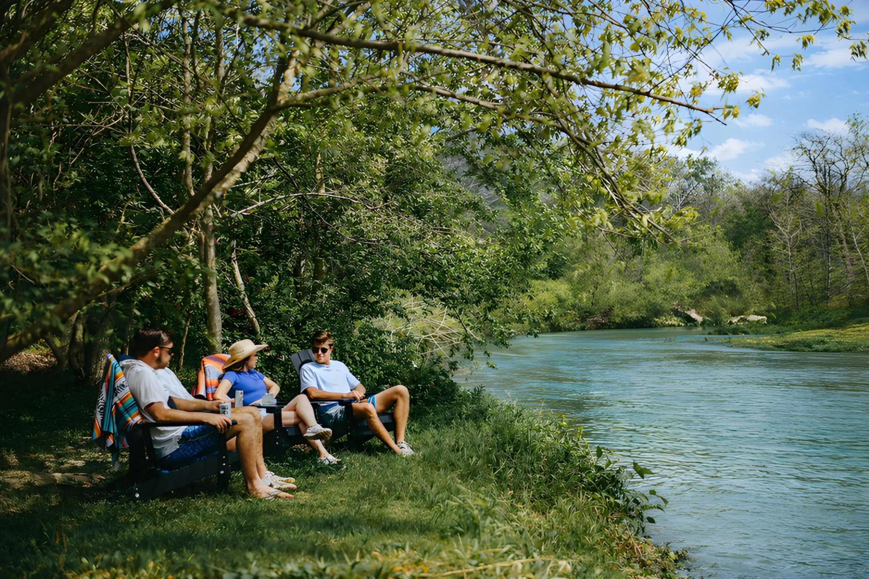 Seating area in Melrose River Club Resort