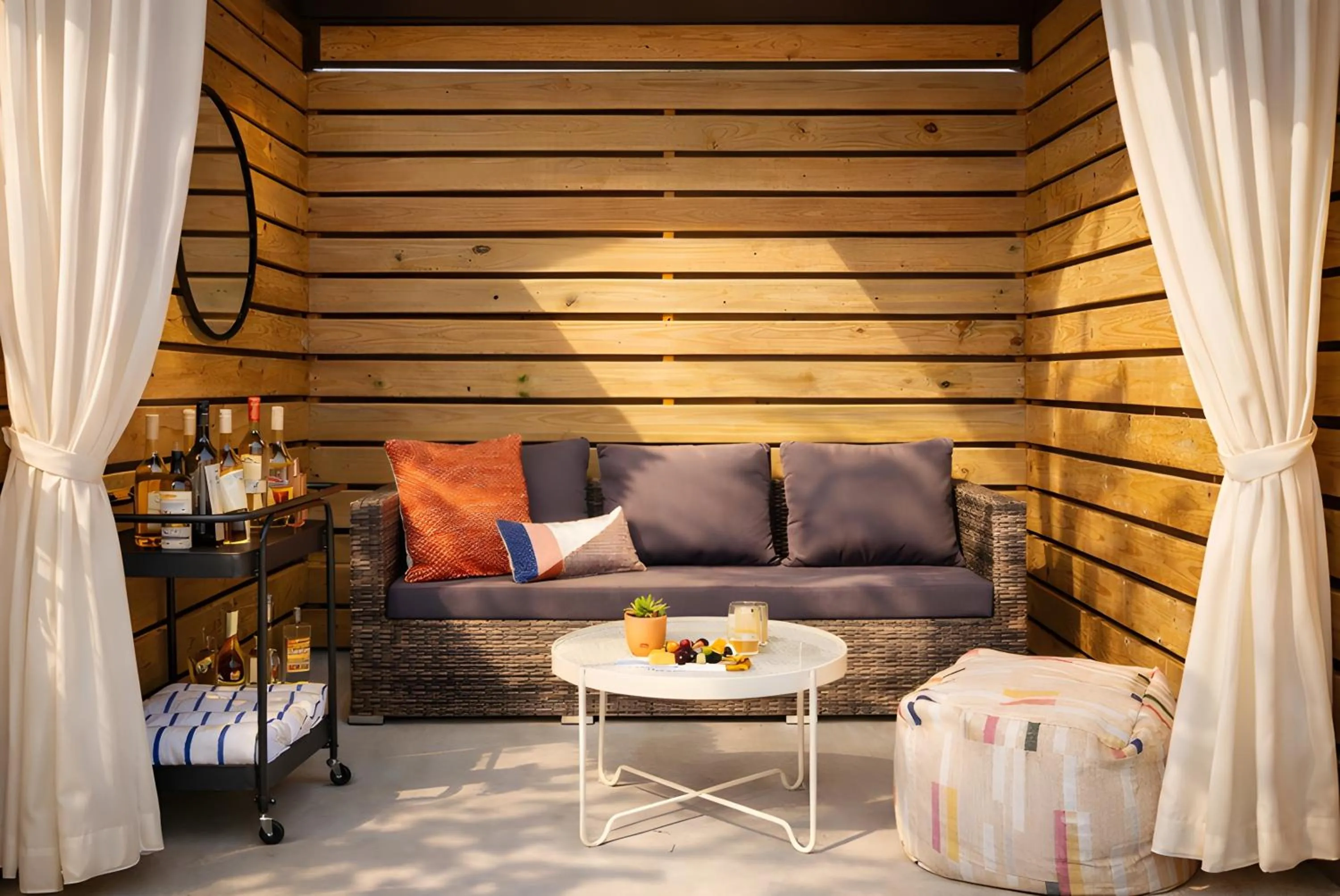 Decorative detail in Melrose River Club Resort