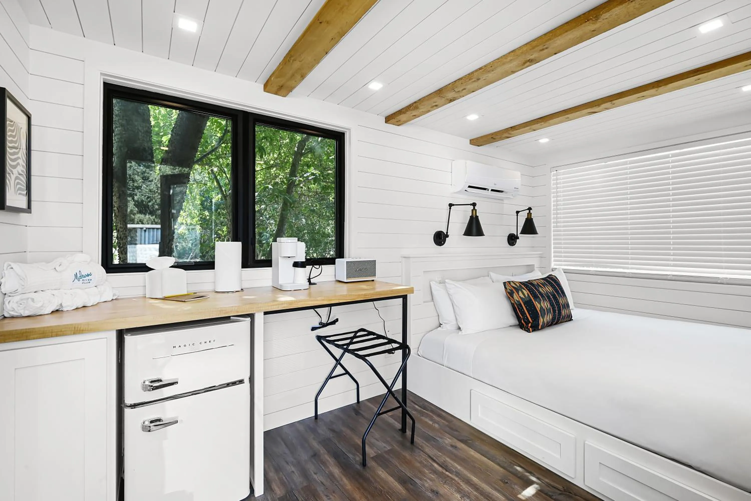 Bedroom, Bed in Melrose River Club Resort