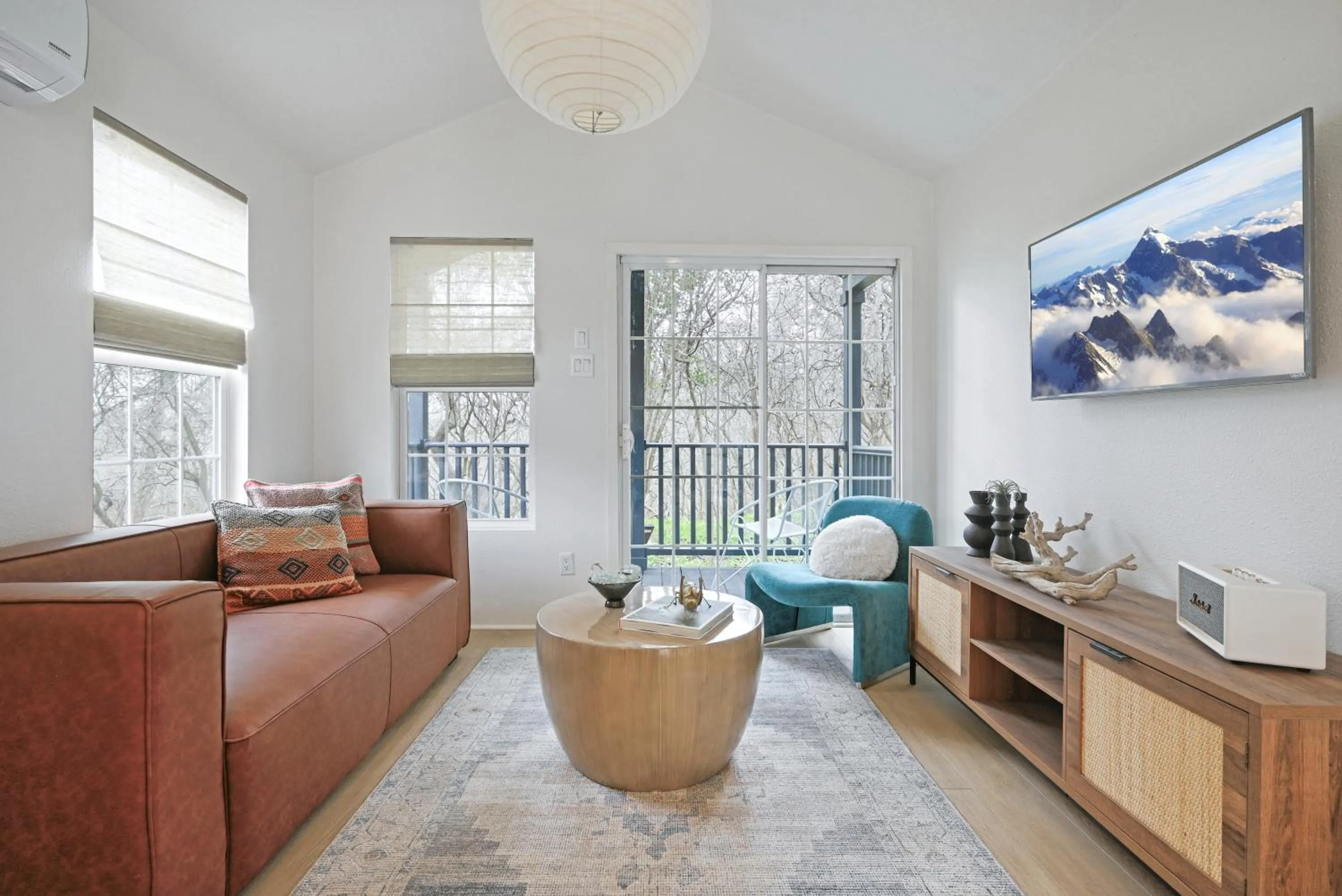 Seating area in Melrose River Club Resort