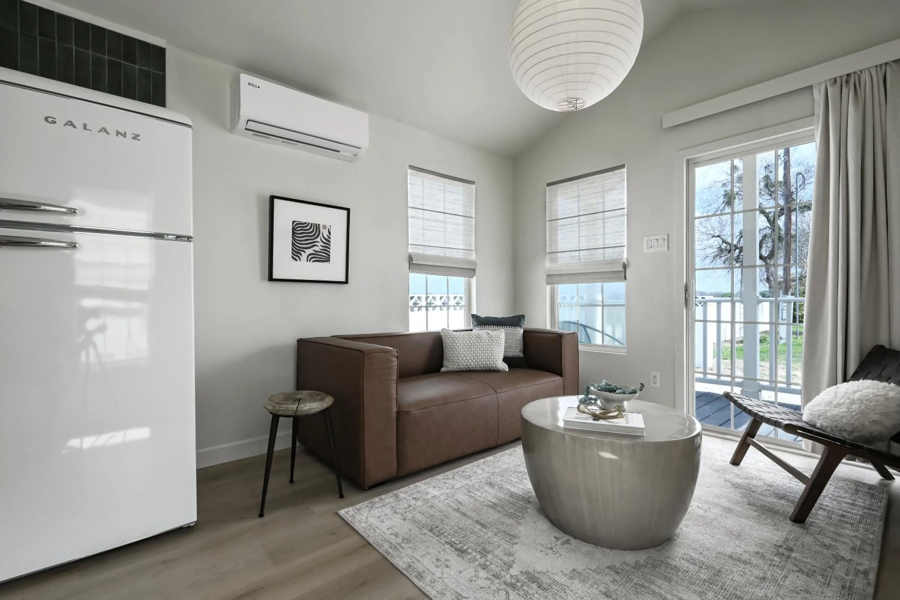 Bed in Melrose River Club Resort