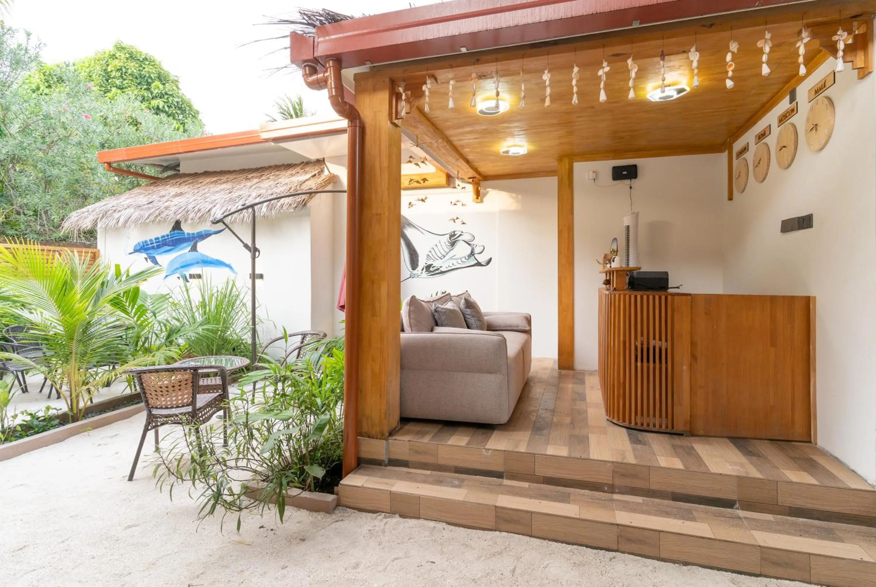 On-site shops in Tropico villa