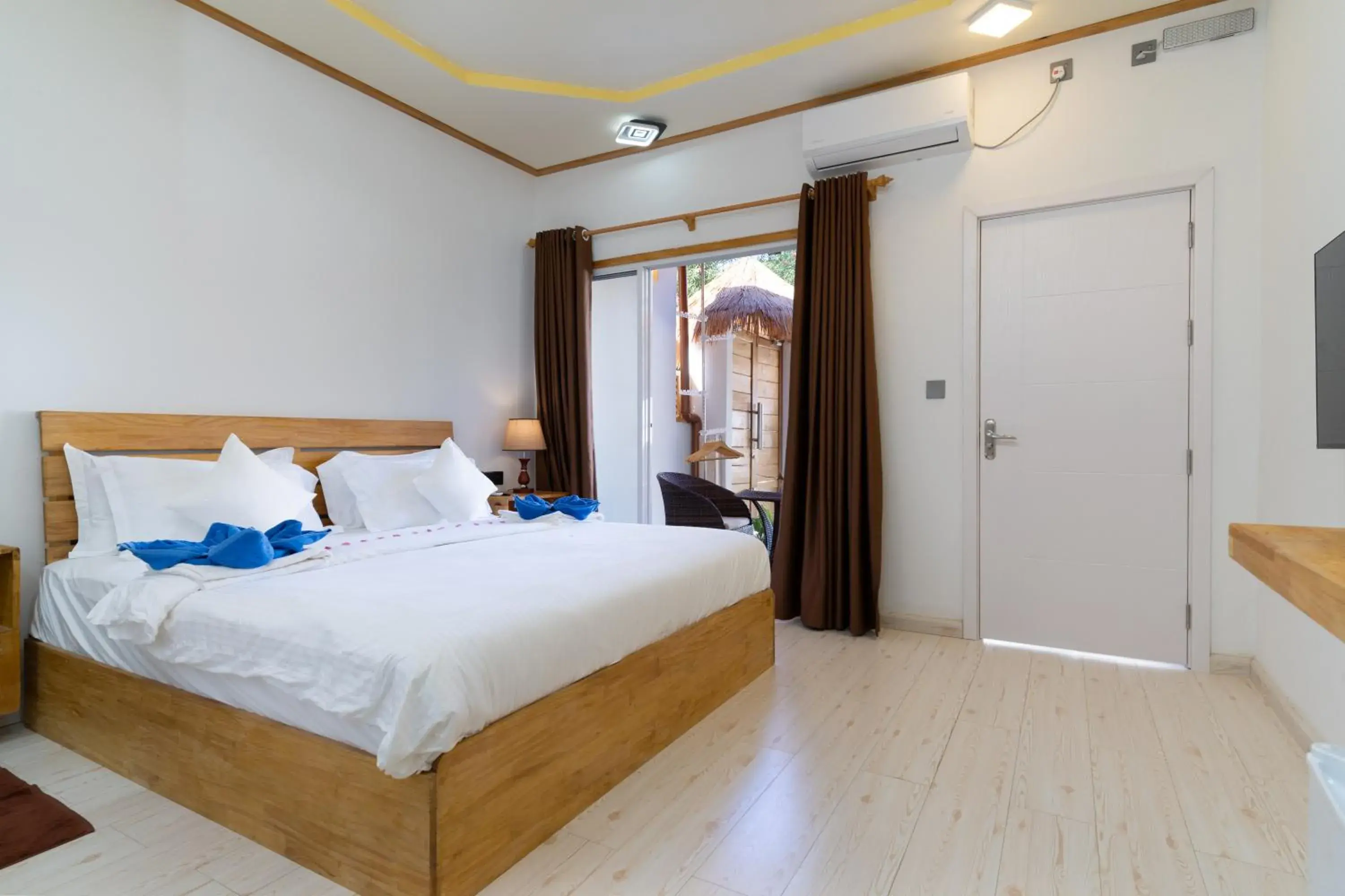 Deluxe Triple Room - single occupancy in Tropico villa Deluxe Triple Room - single occupancy in Tropico villa