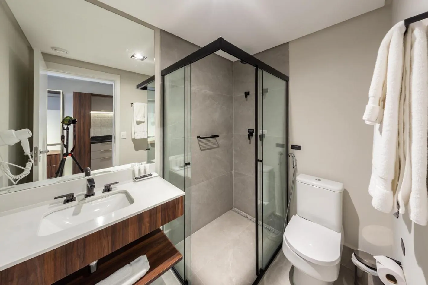 Shower in Charlie Ibirapuera - Perto da Bienal e Aeroporto CGH