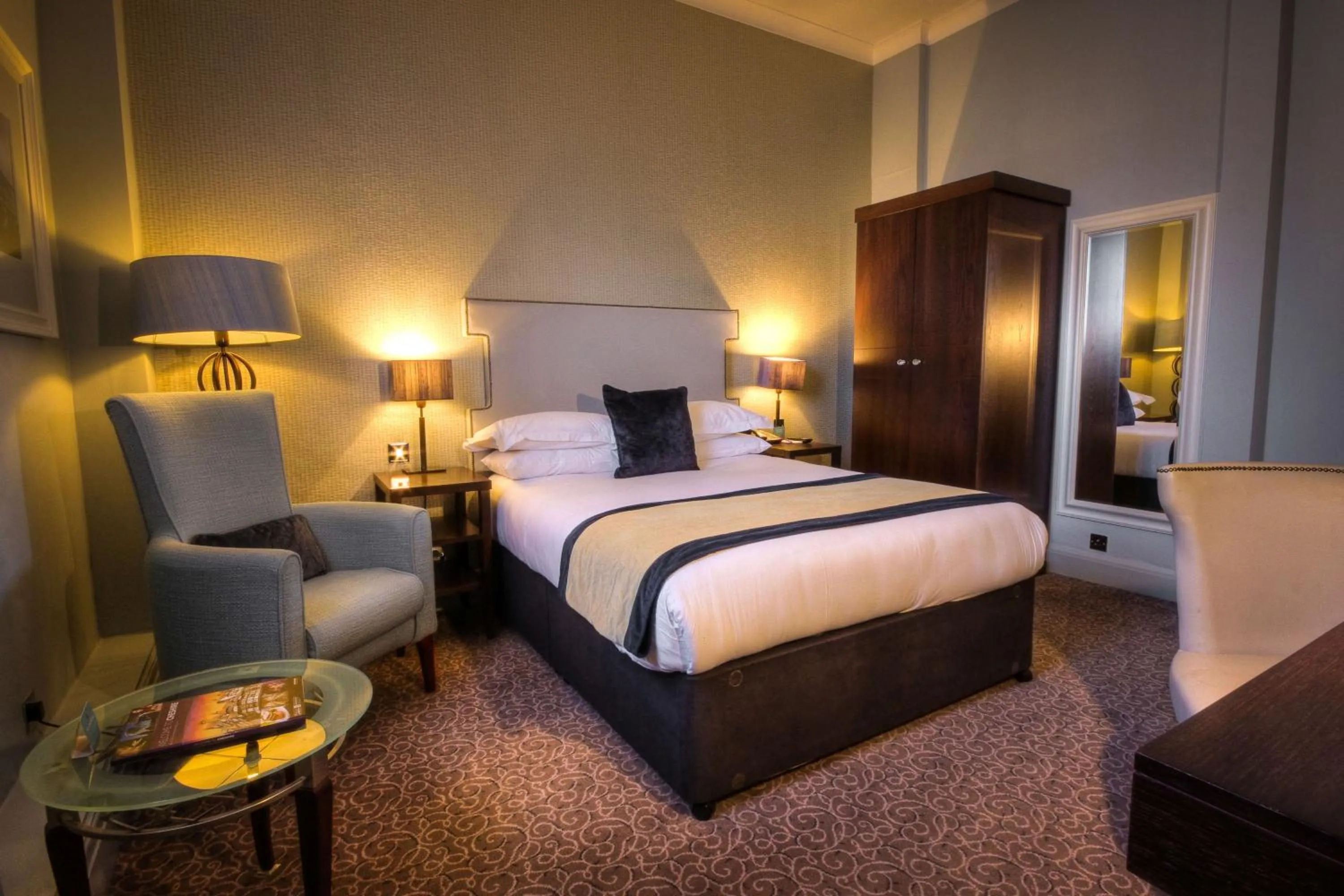 Standard Double Room in Mottram Hall