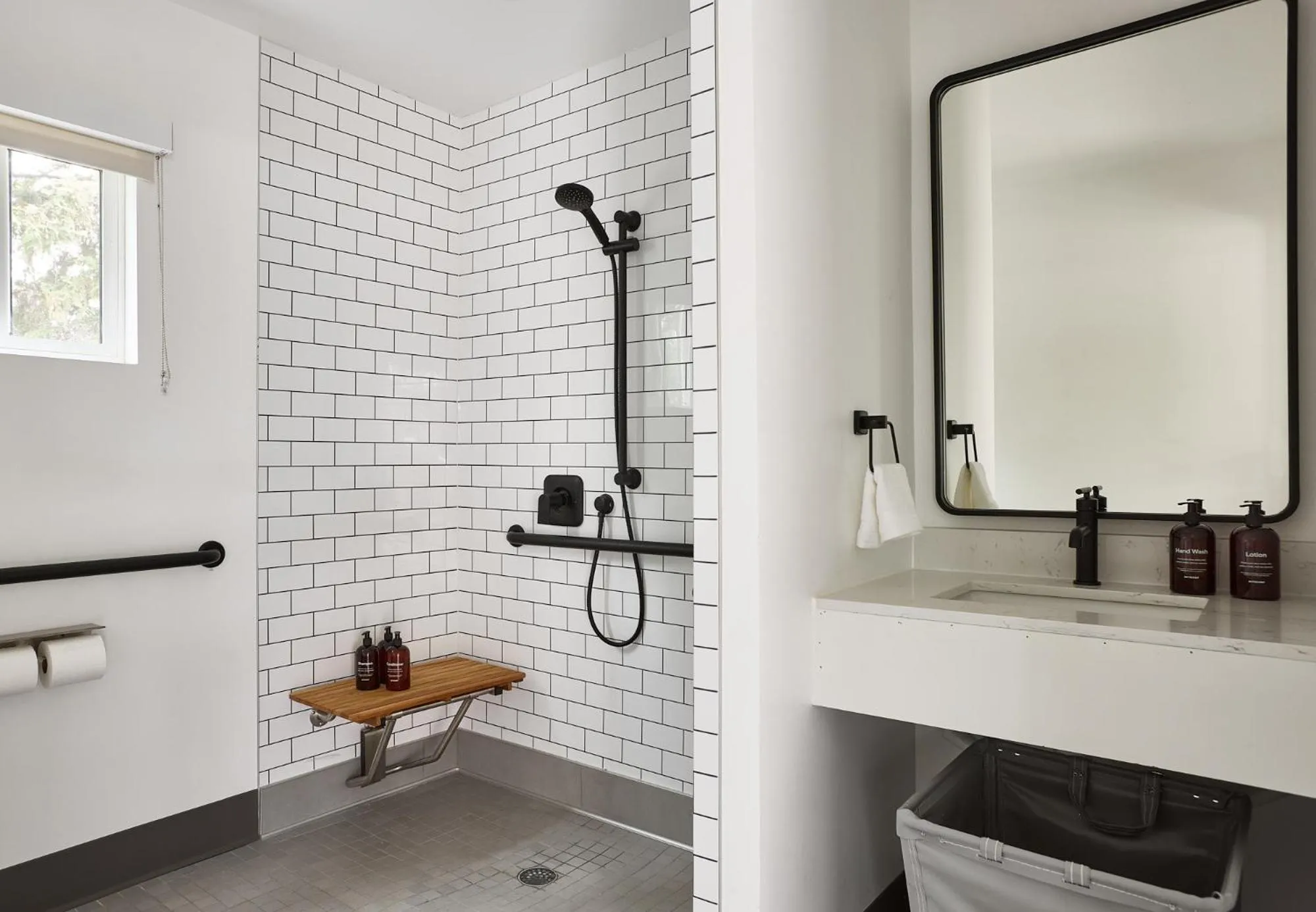 Shower in AutoCamp Sequoia