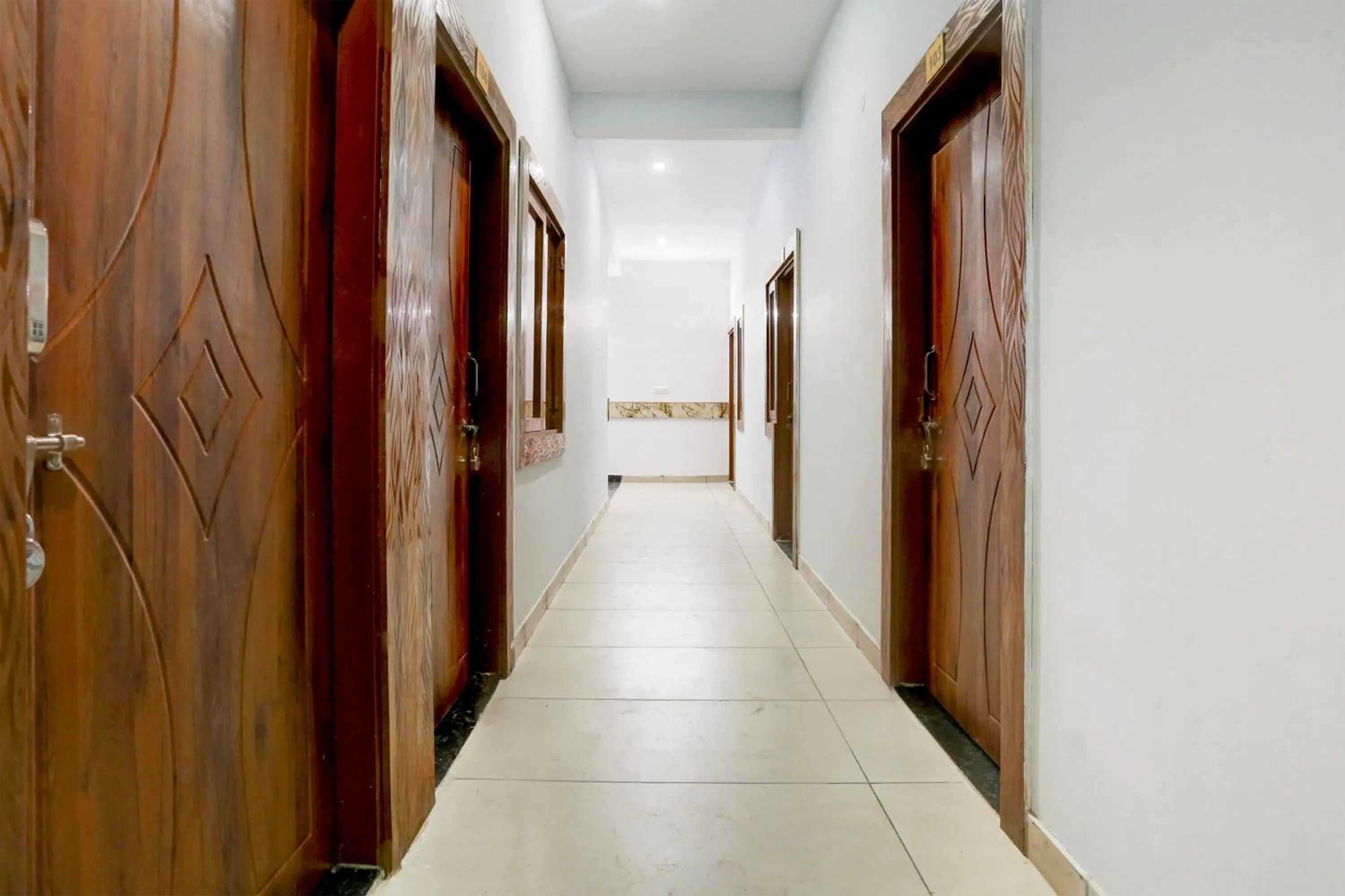 Lobby or reception in Hotel O Adinath Guest House