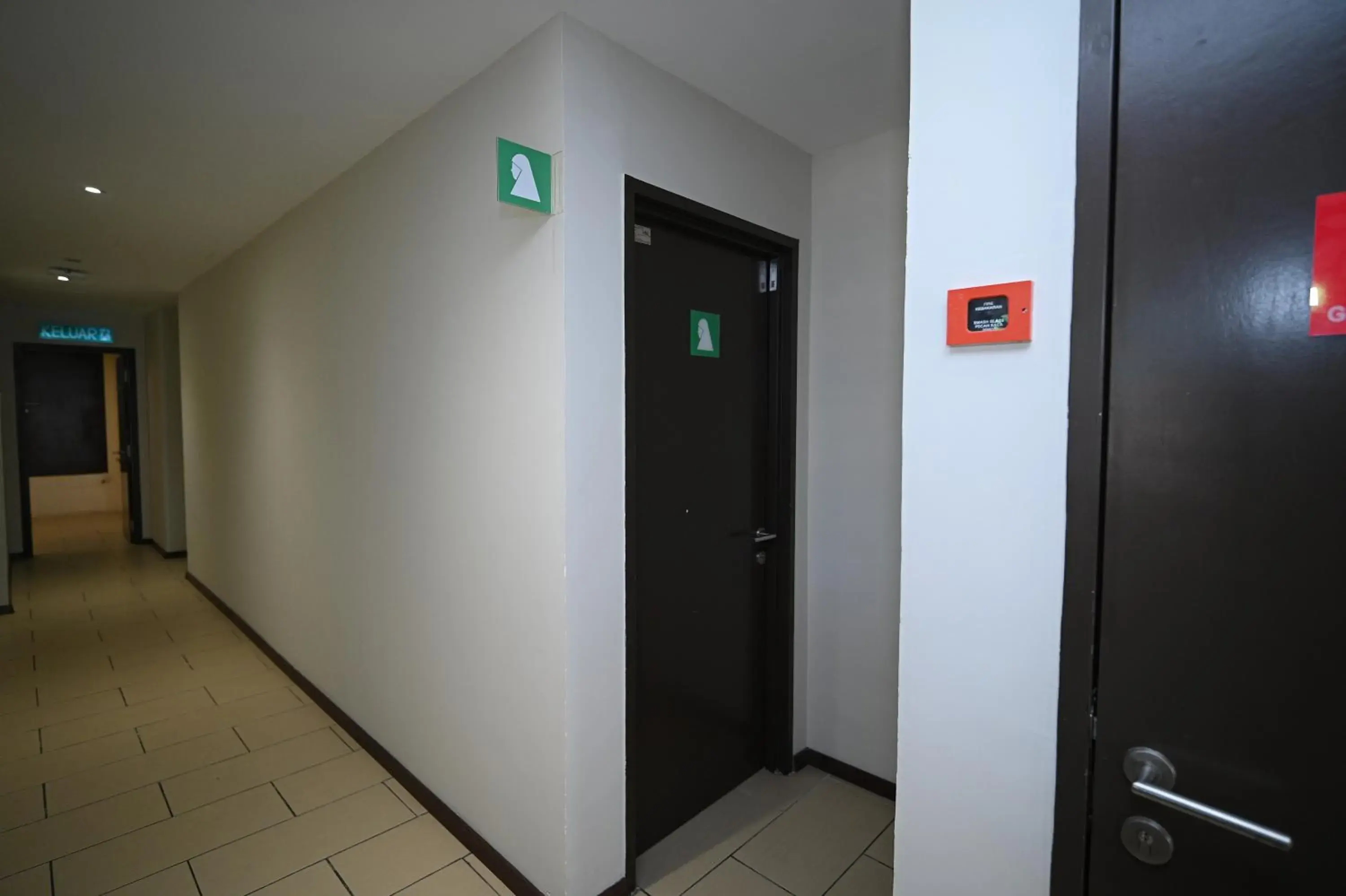 Property building in Swing & Pillows - Apple Hotel Shah Alam Property building in Swing & Pillows - Apple Hotel Shah Alam