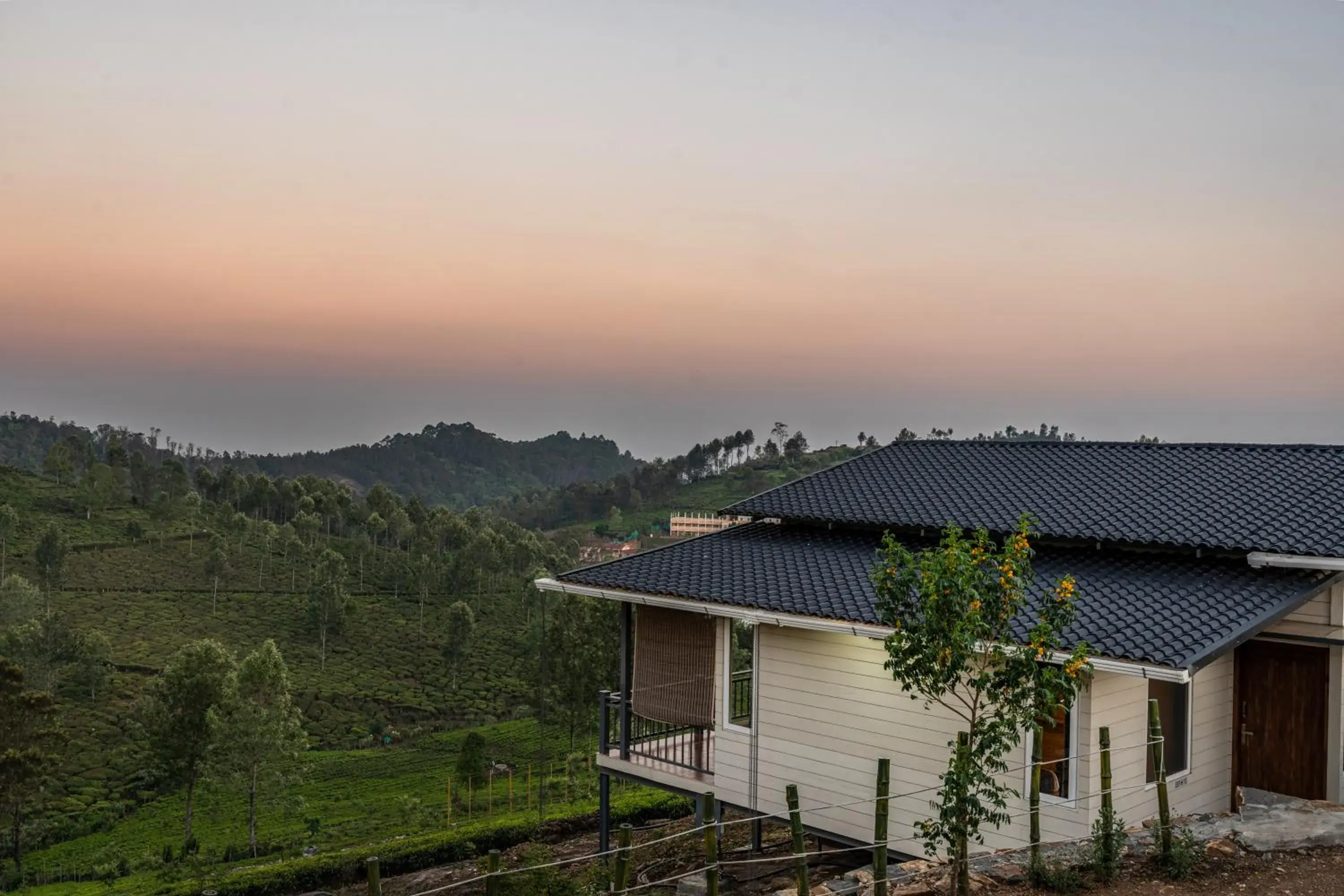 Property building in Wattle Grove Resort Property building in Wattle Grove Resort