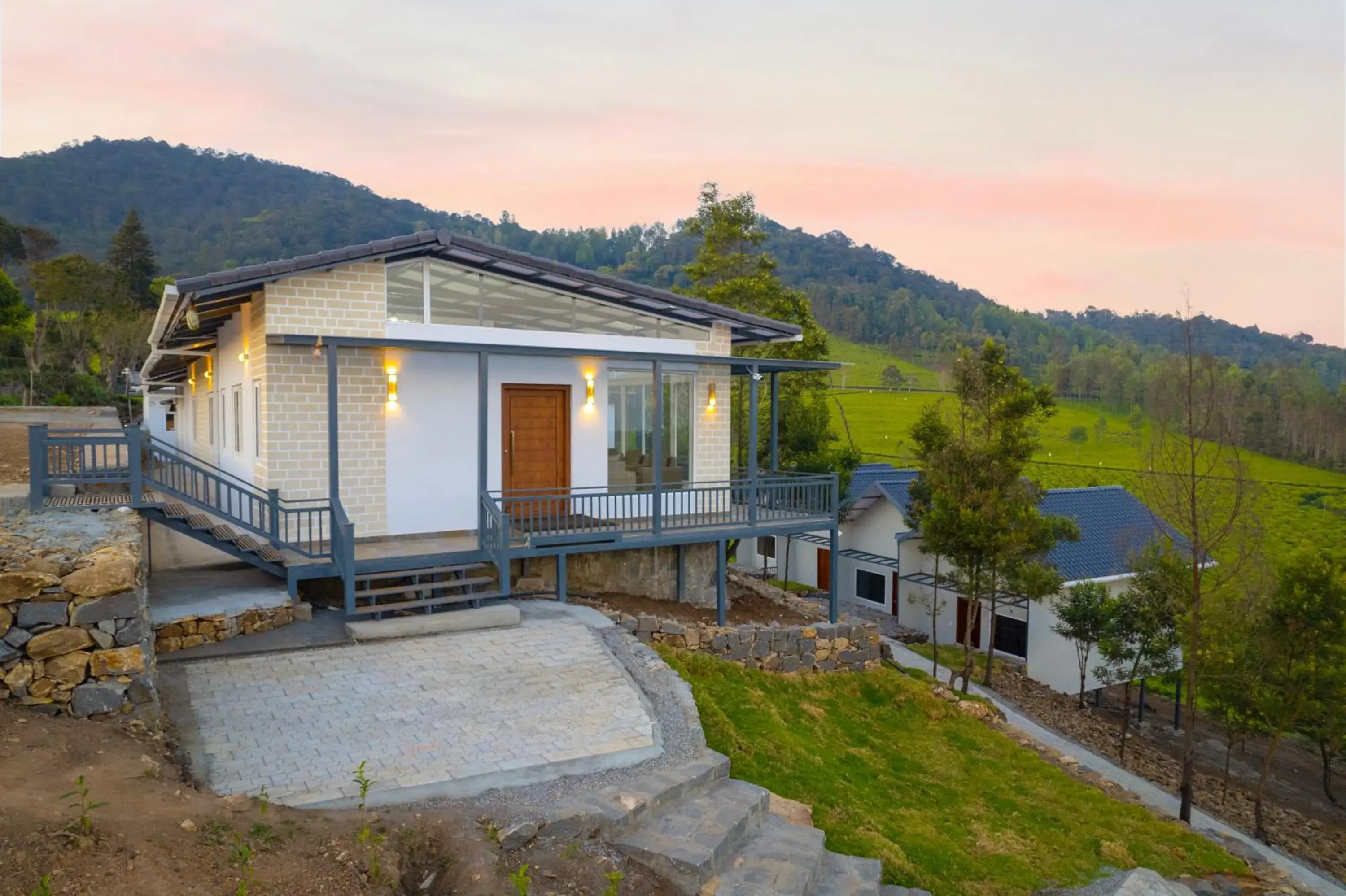 Property building in Wattle Grove Resort Property building in Wattle Grove Resort