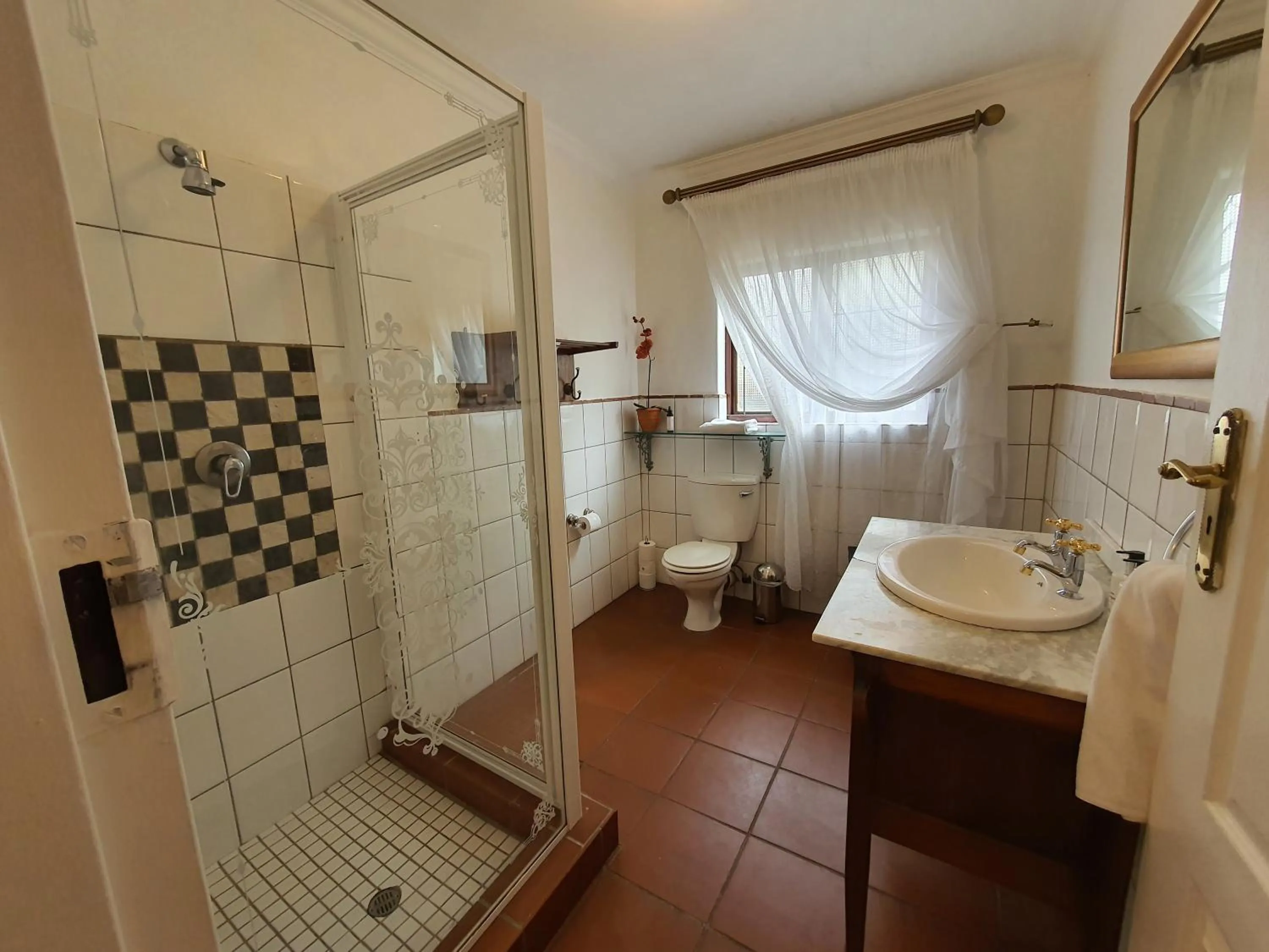 Waterhouse Guest Lodge - Indus Street