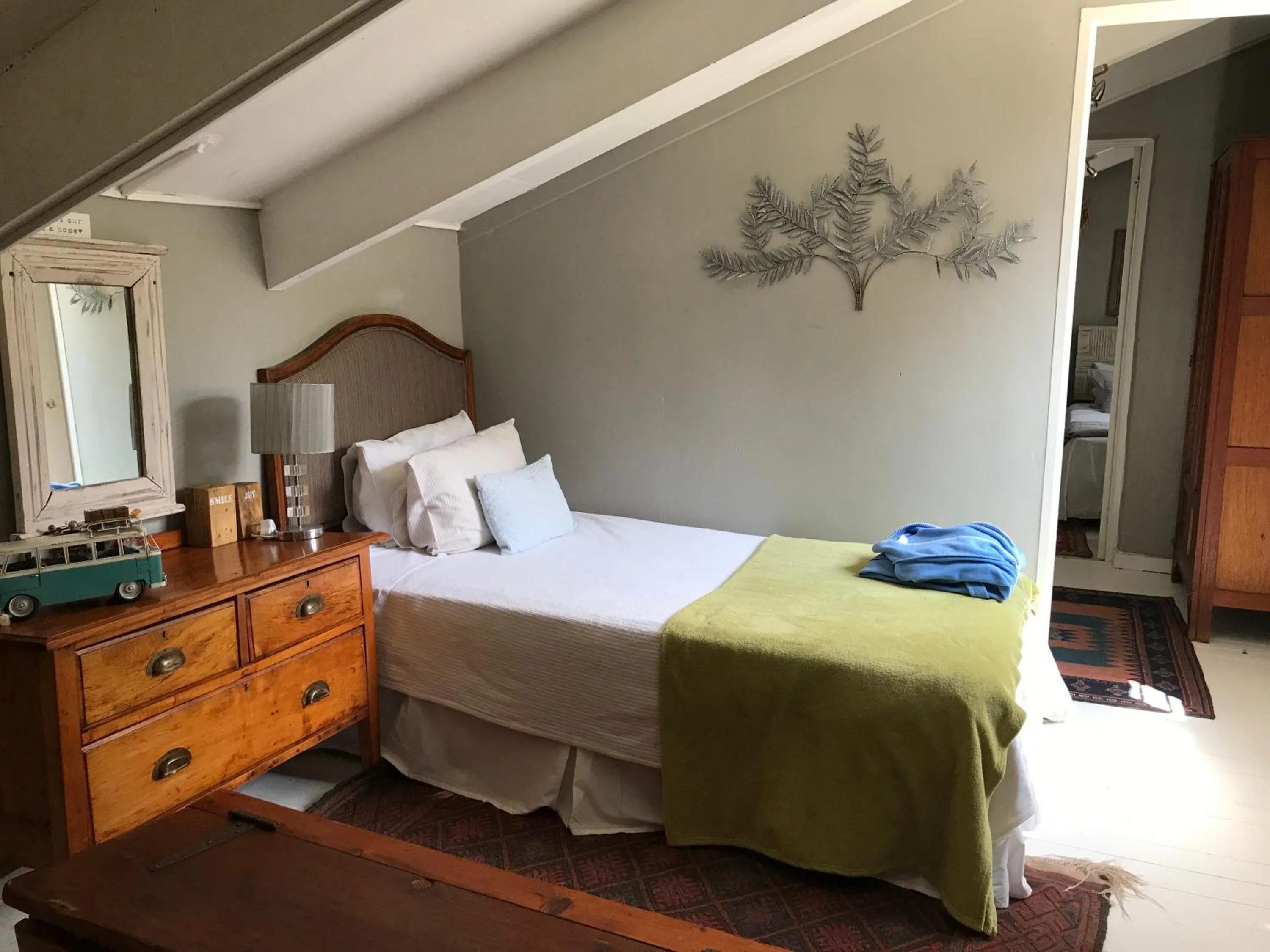 Bed in Waterhouse Guest Lodge - Indus Street
