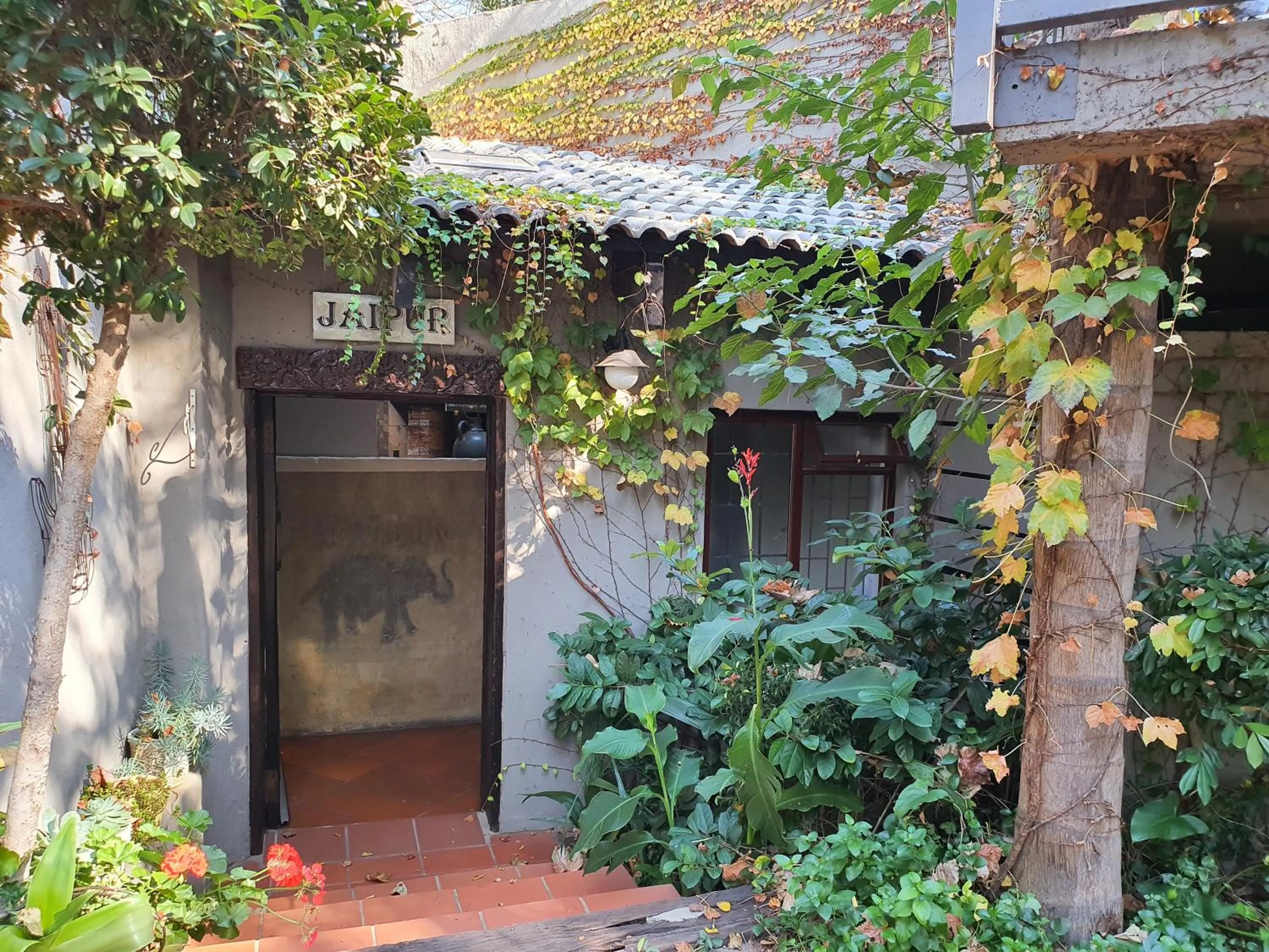 Waterhouse Guest Lodge - Indus Street