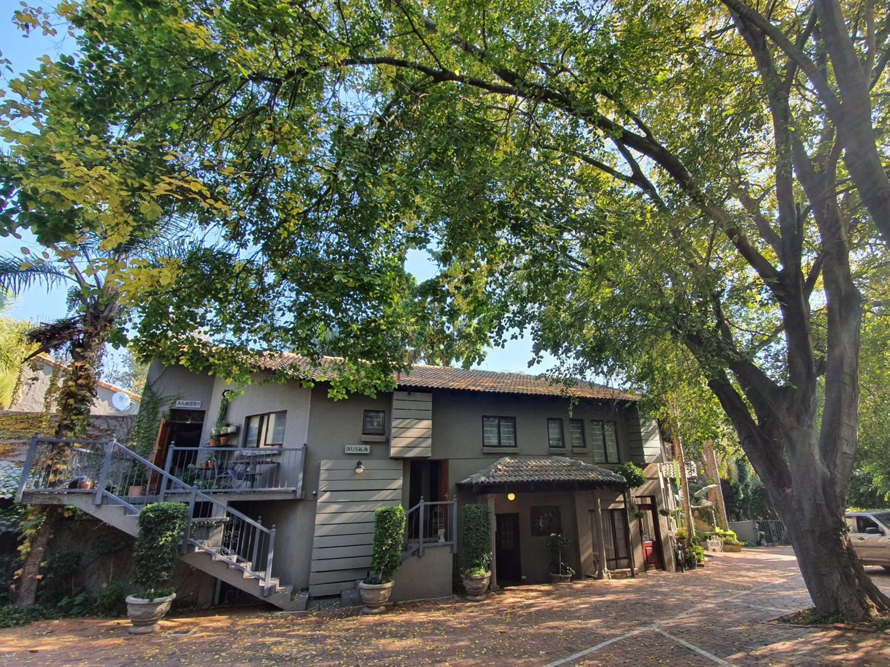 Waterhouse Guest Lodge - Indus Street