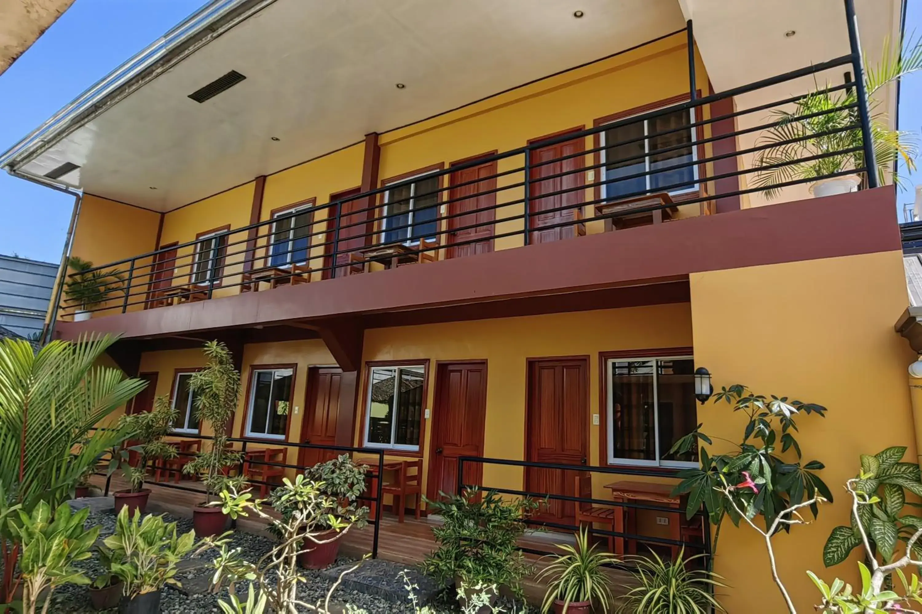 Property building in Summer Wind Pension Property building in Summer Wind Pension