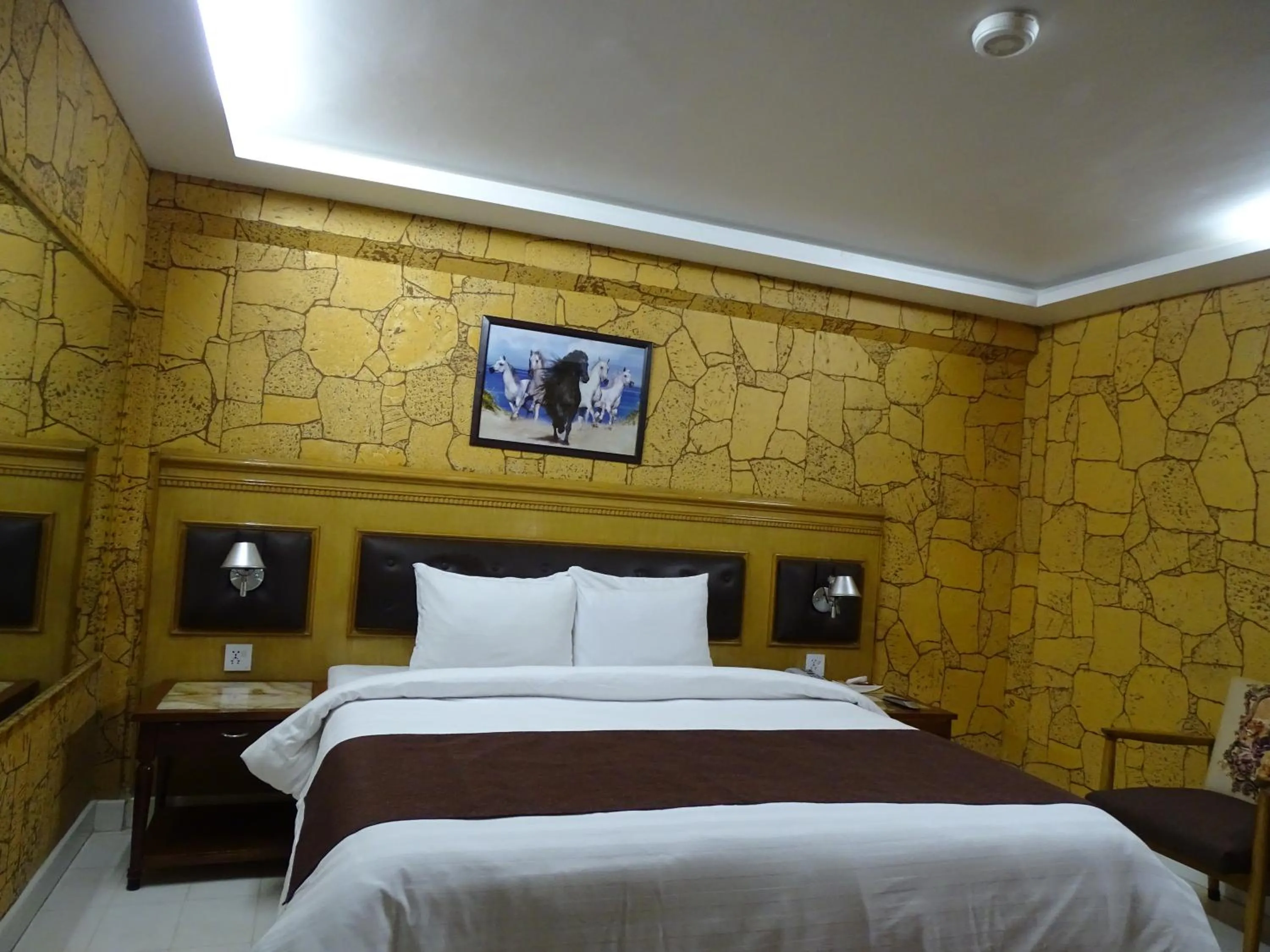 Bedroom in Hotel One Karachi