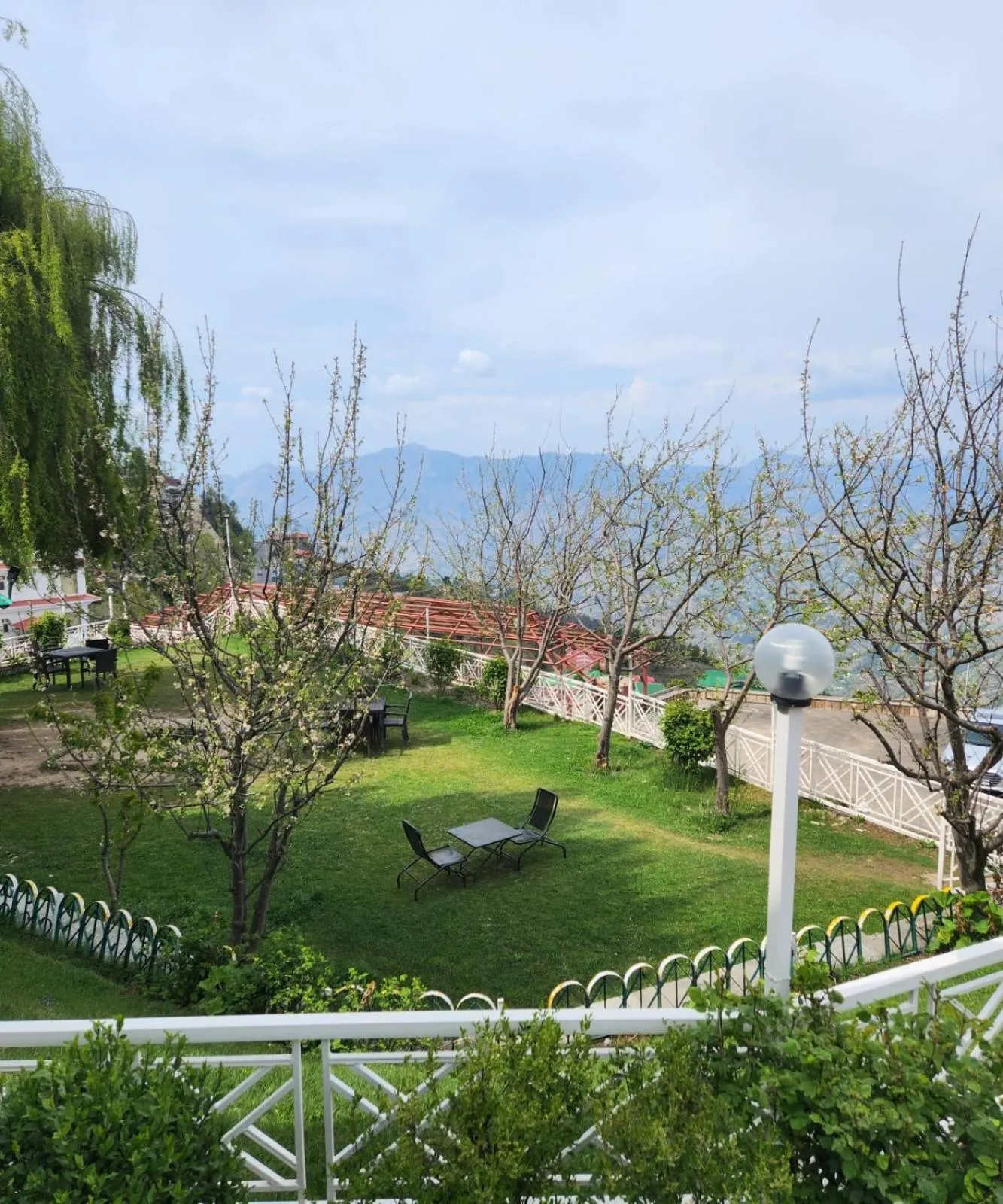 Garden in Galleu Hill Resort, Kufri Himalayan view resort