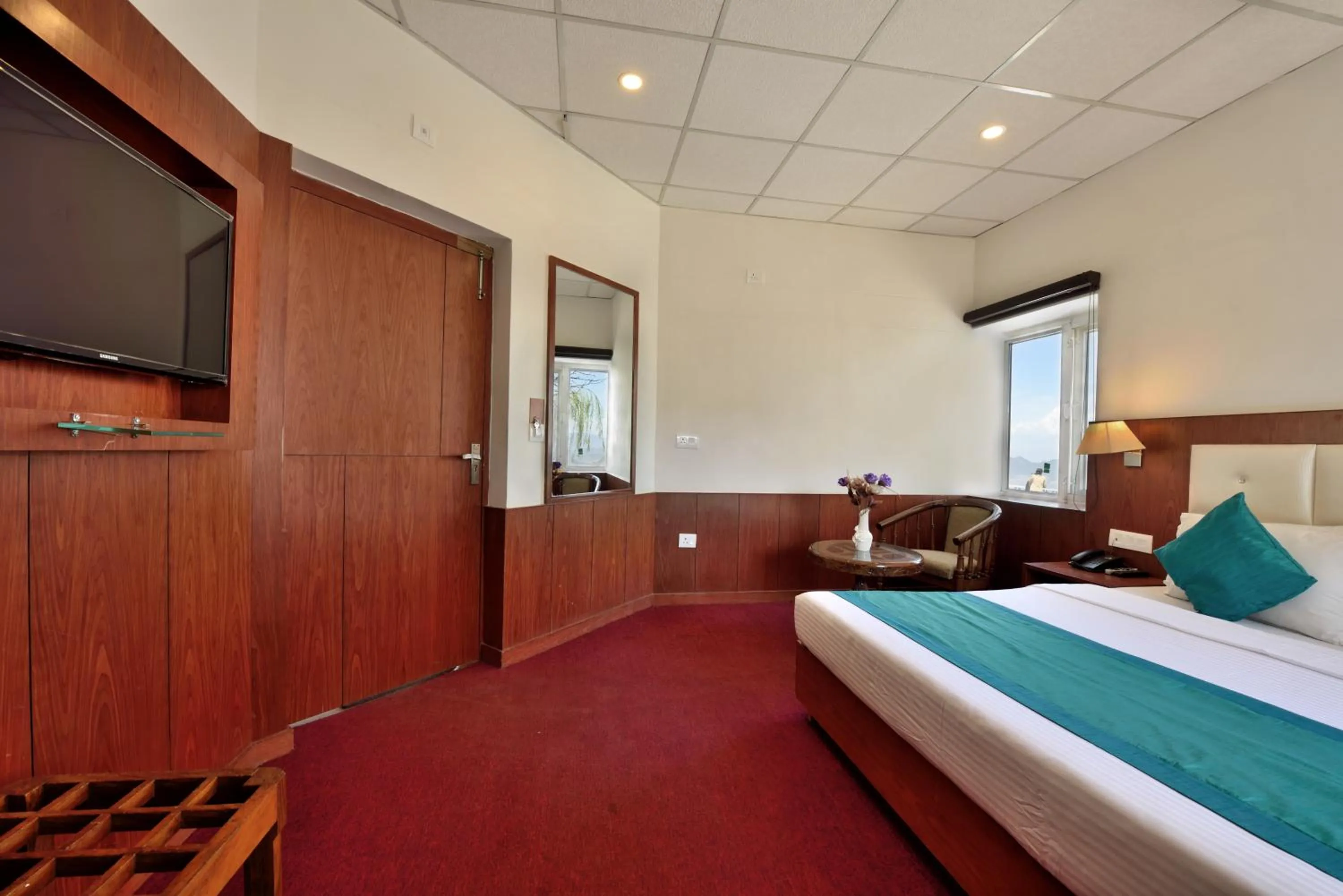 Galleu Hill Resort, Kufri Himalayan view resort