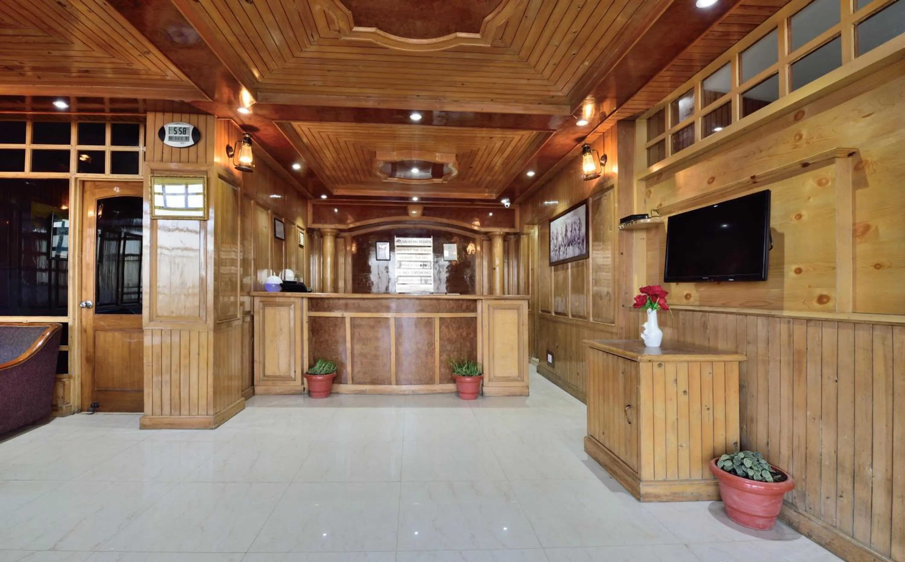 Galleu Hill Resort, Kufri Himalayan view resort