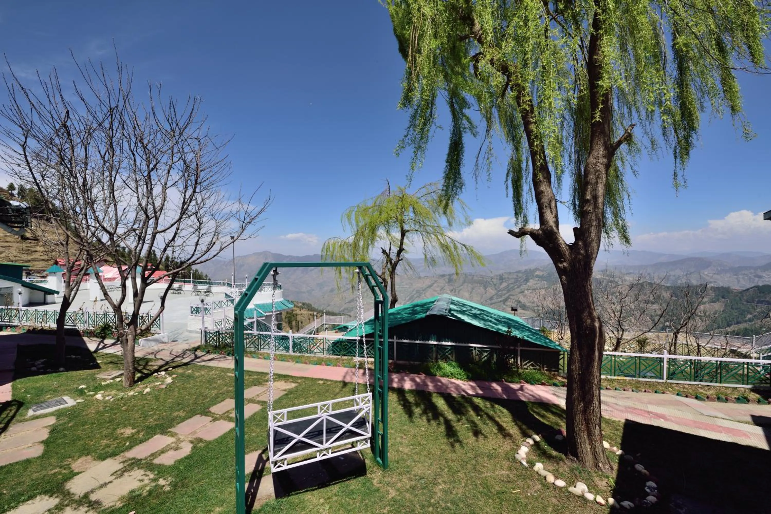 Galleu Hill Resort, Kufri Himalayan view resort