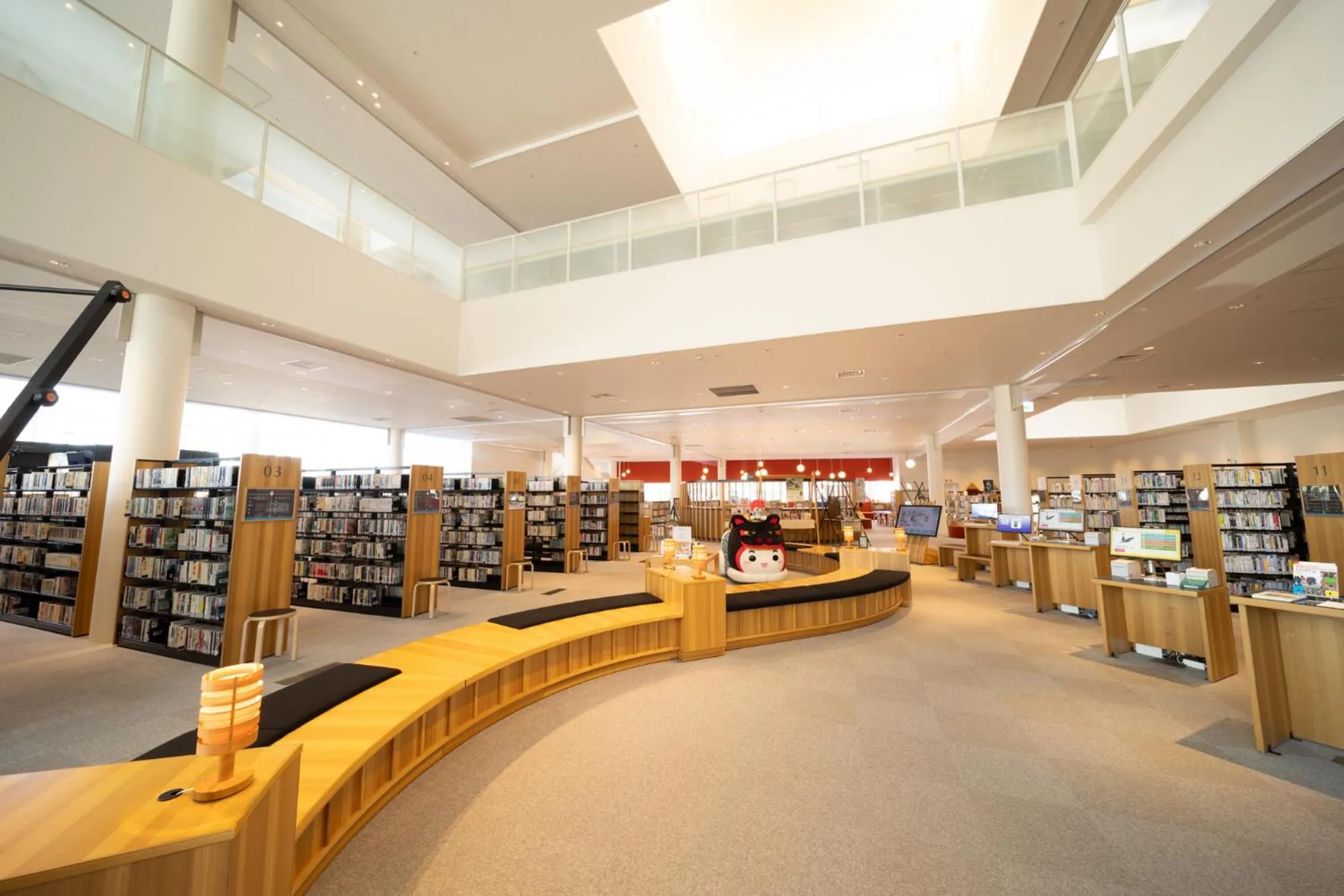Library in Tsukino HOTEL