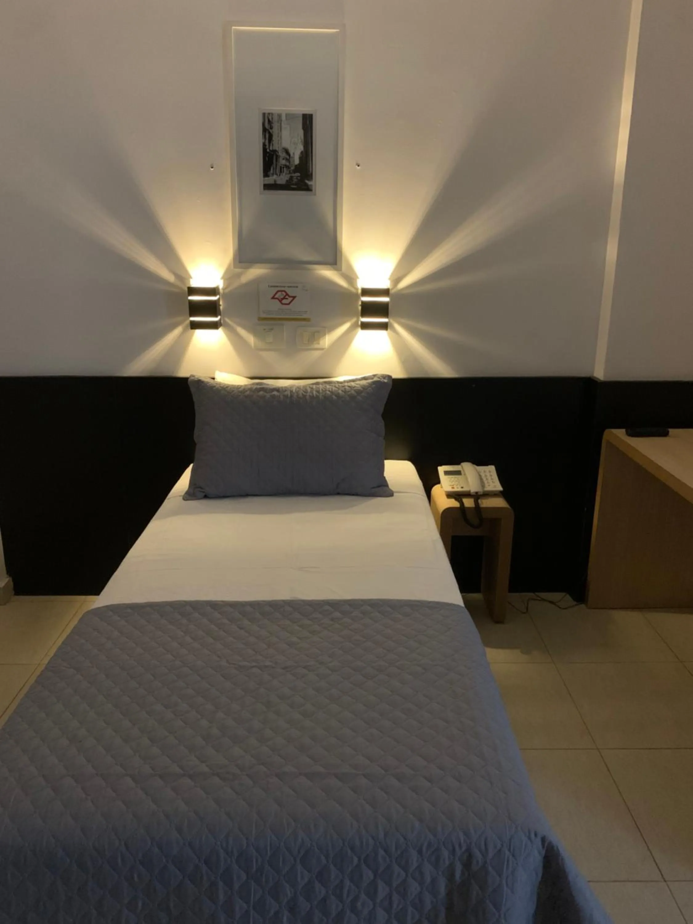 Bed in Lory Studio Hotel