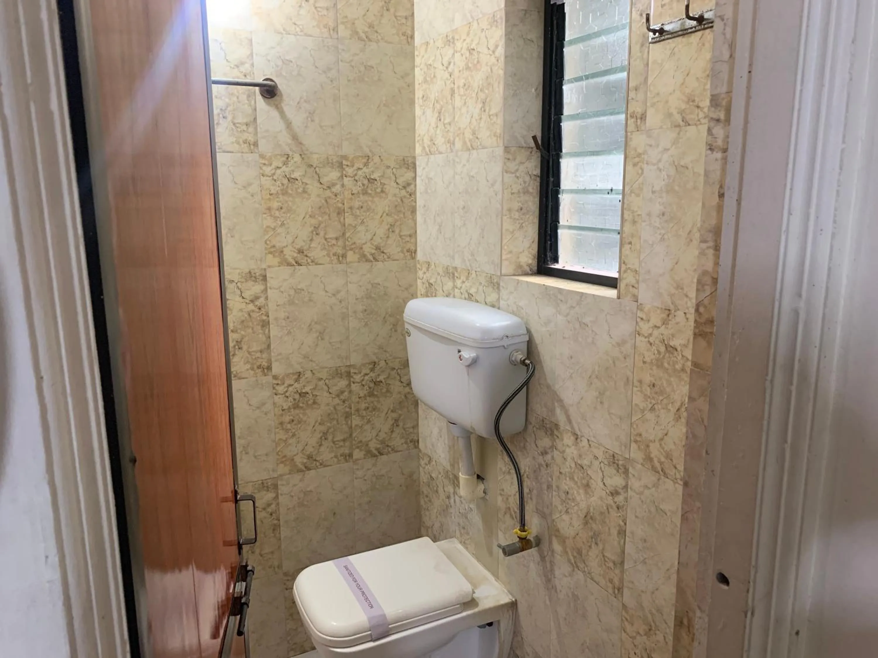 Shower in Hotel JK Lions - Koradi, Nagpur