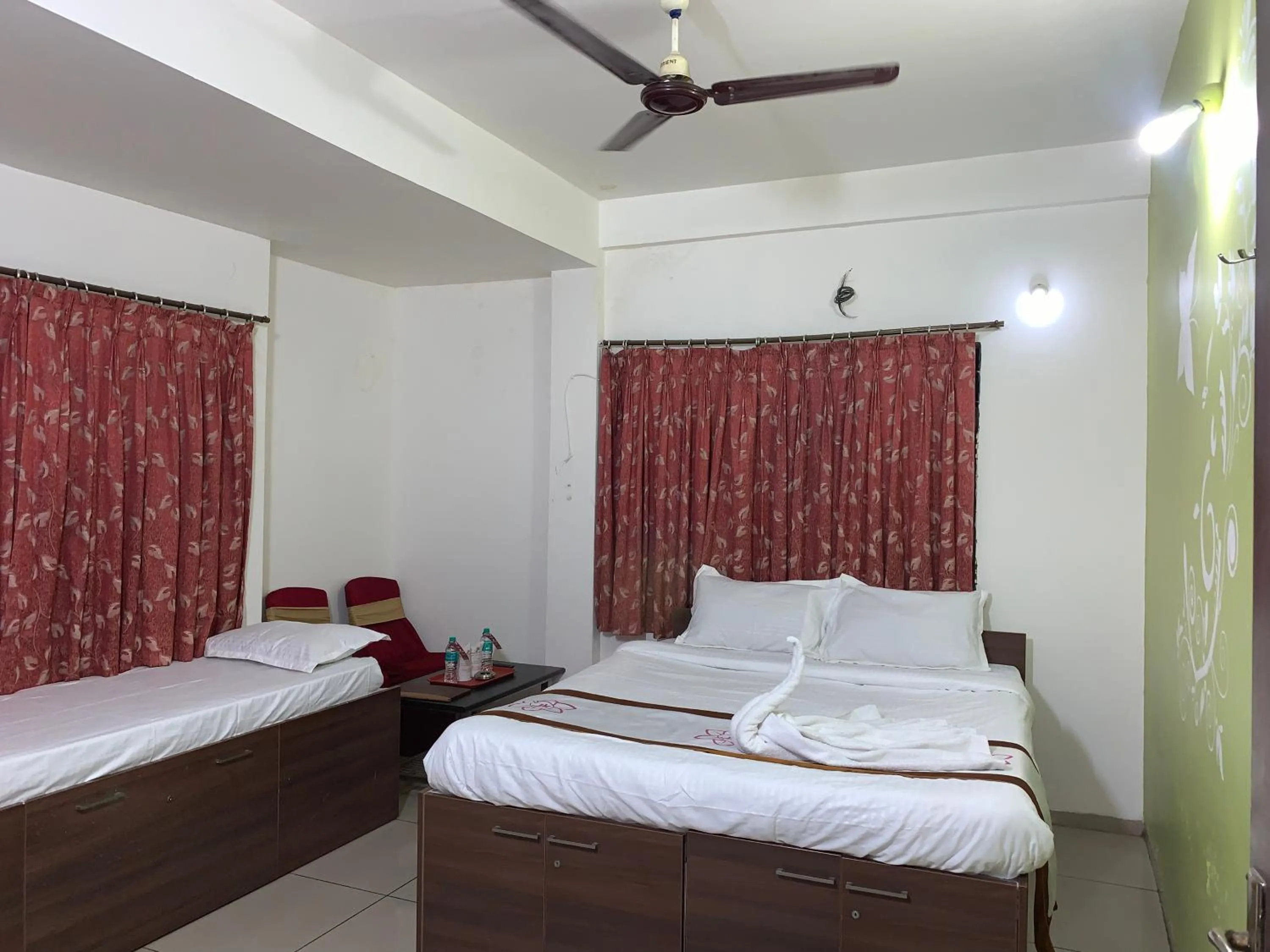 Bed in Hotel JK Lions - Koradi, Nagpur