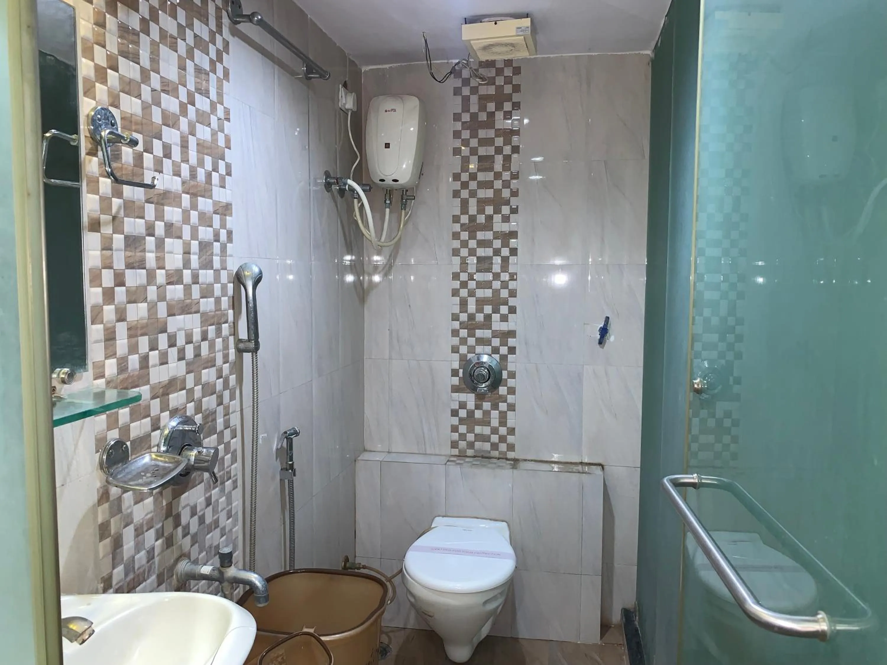 Toilet in Hotel JK Lions - Koradi, Nagpur