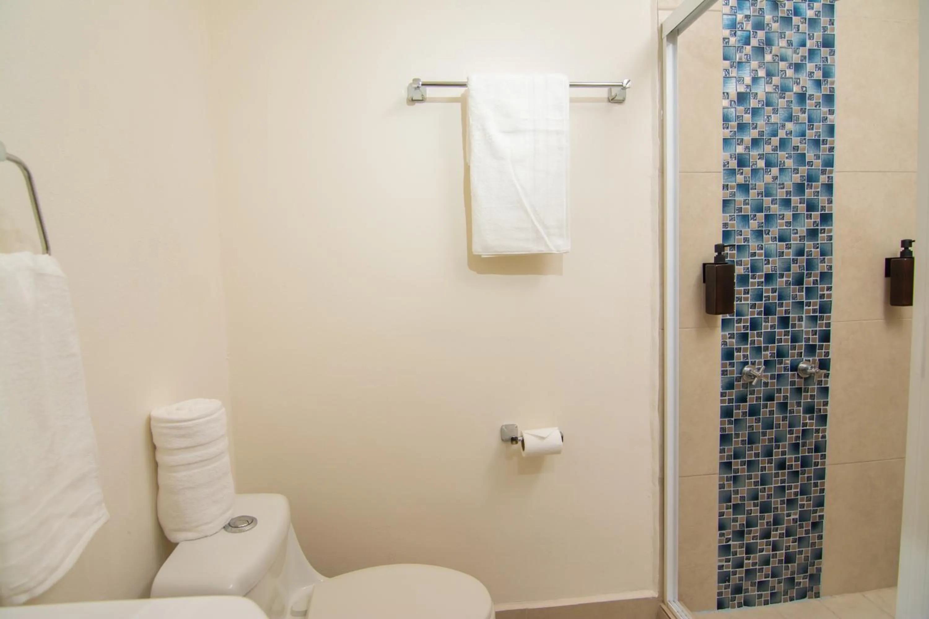 Shower in Ma-Jo Sayulita Hotel