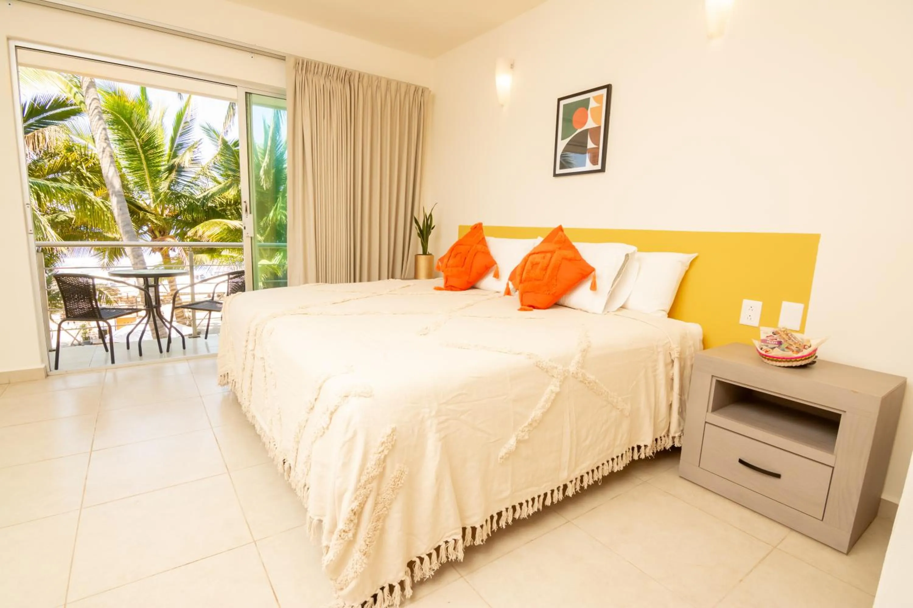 Bed in Ma-Jo Sayulita Hotel