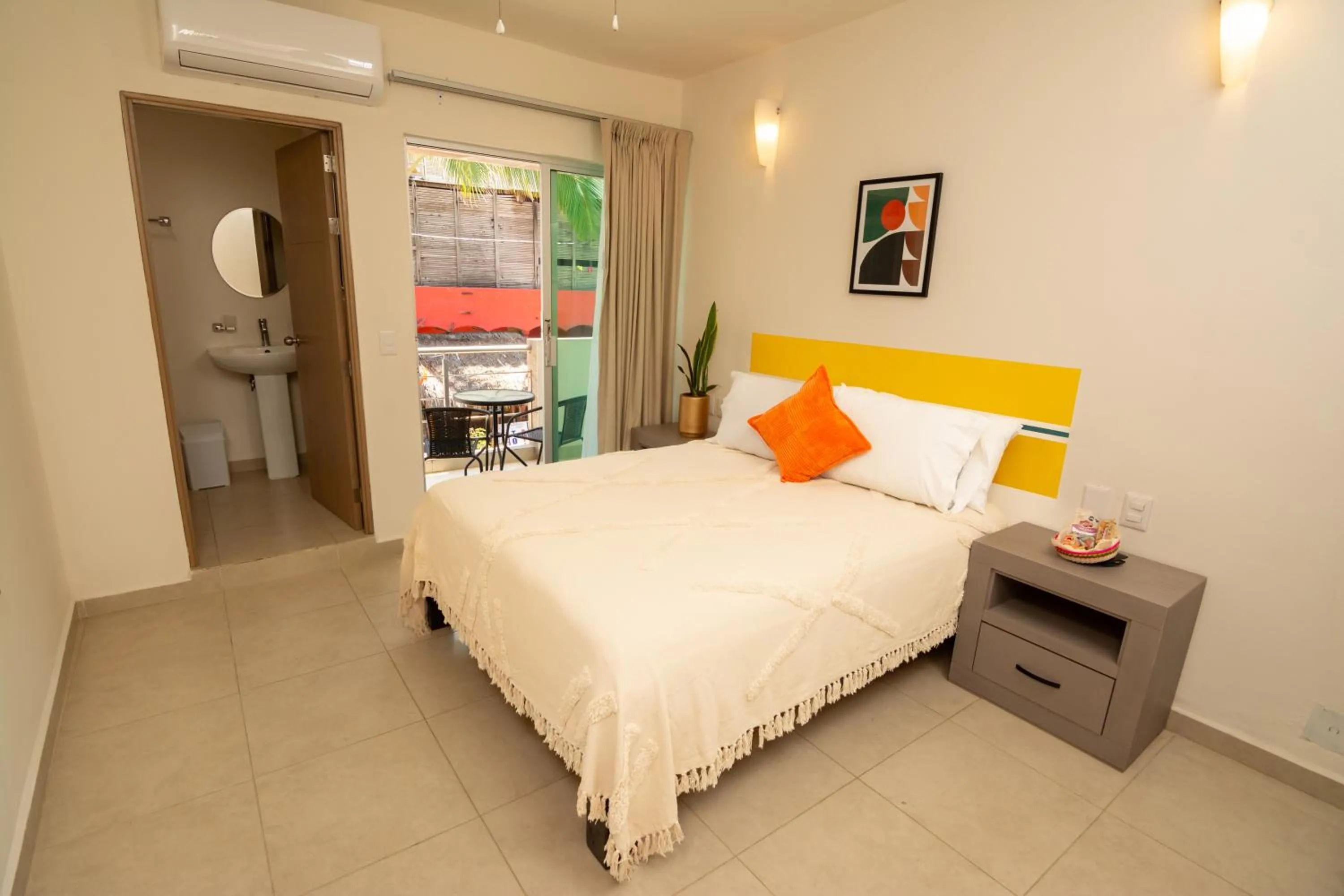 Bed in Ma-Jo Sayulita Hotel