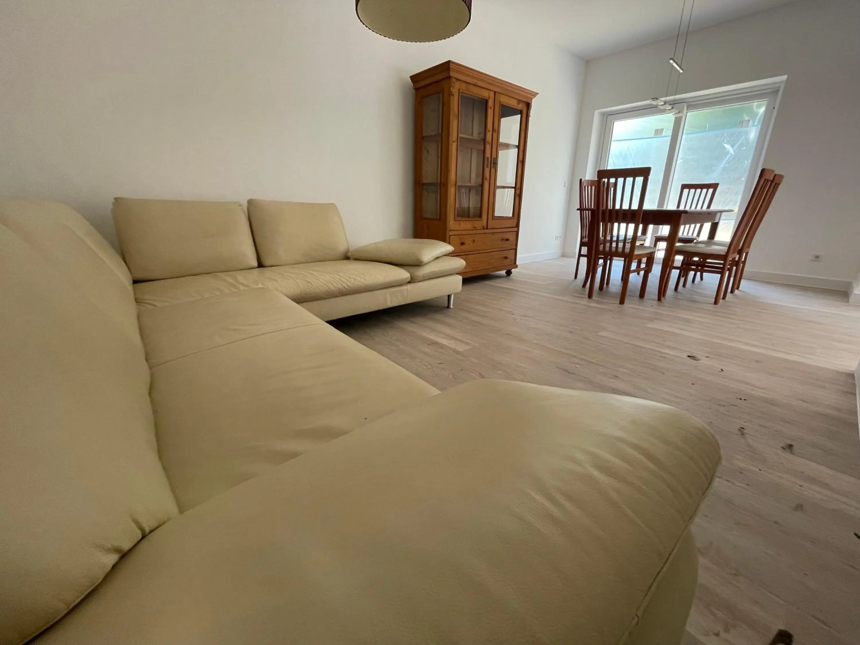 Große helle Wohnung
