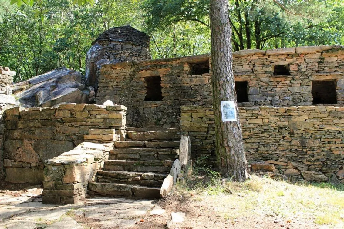 Nearby landmark in B&B Le Saut de la Bergère
